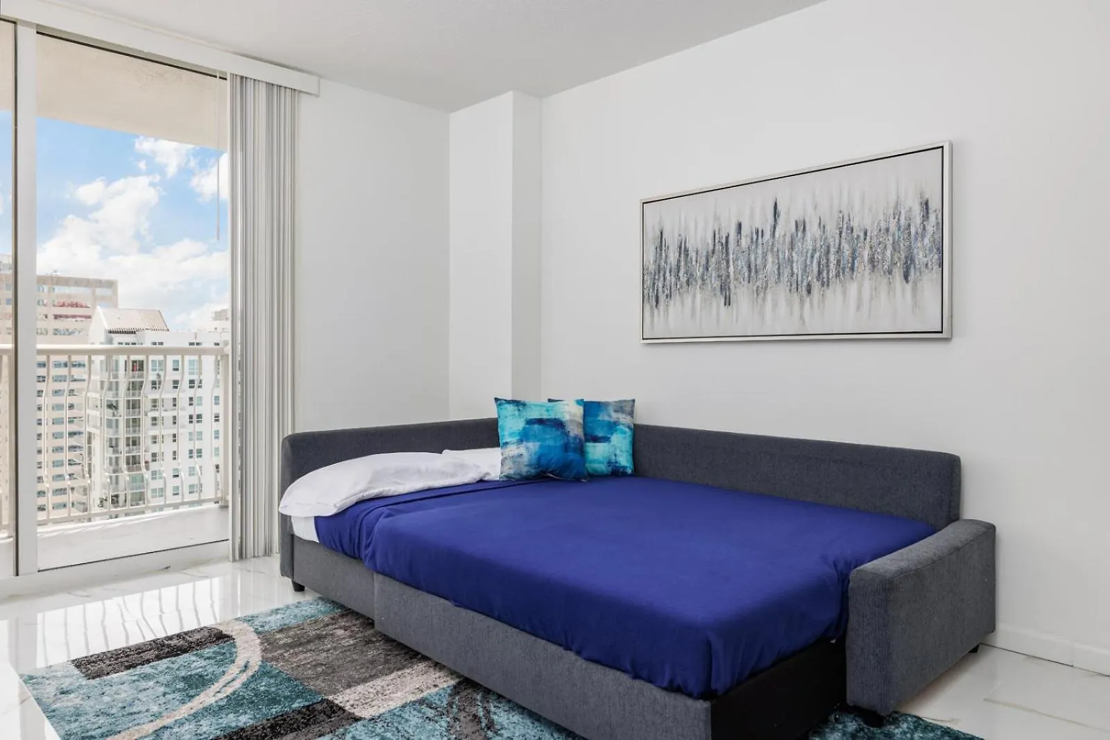 Apartment 1bd With Free Parking And Amazing View *