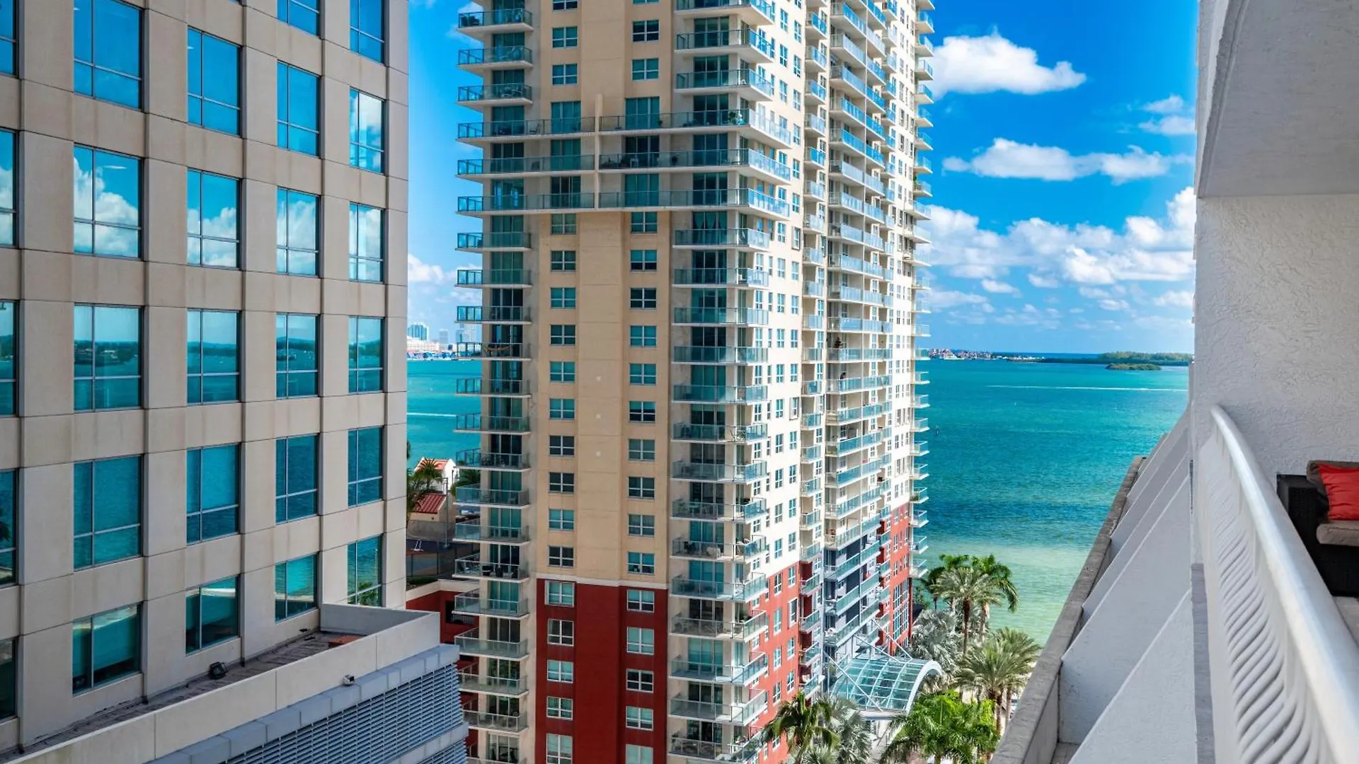 Cozy Brickell *