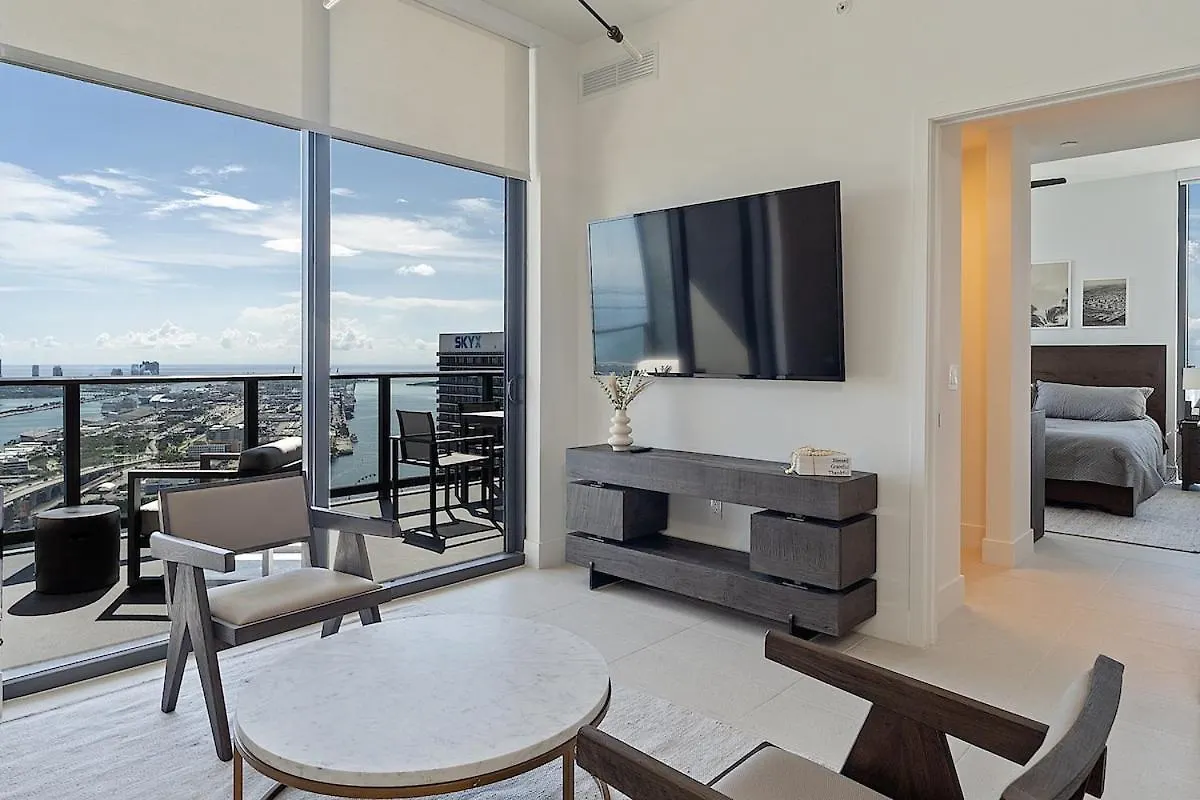 Lux 3bd Penthouse Line, Water And View דירה