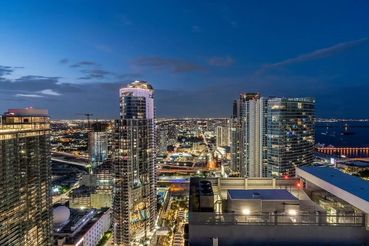 Lux 3bd Penthouse Line, Water And View * מיאמי