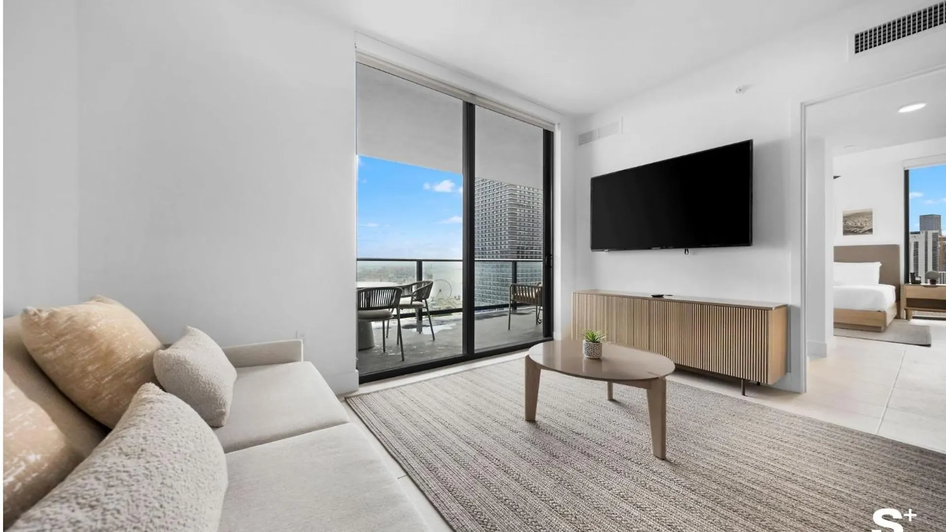 Upscale 3br Escape With Downtown & Water Views 아파트 마이애미