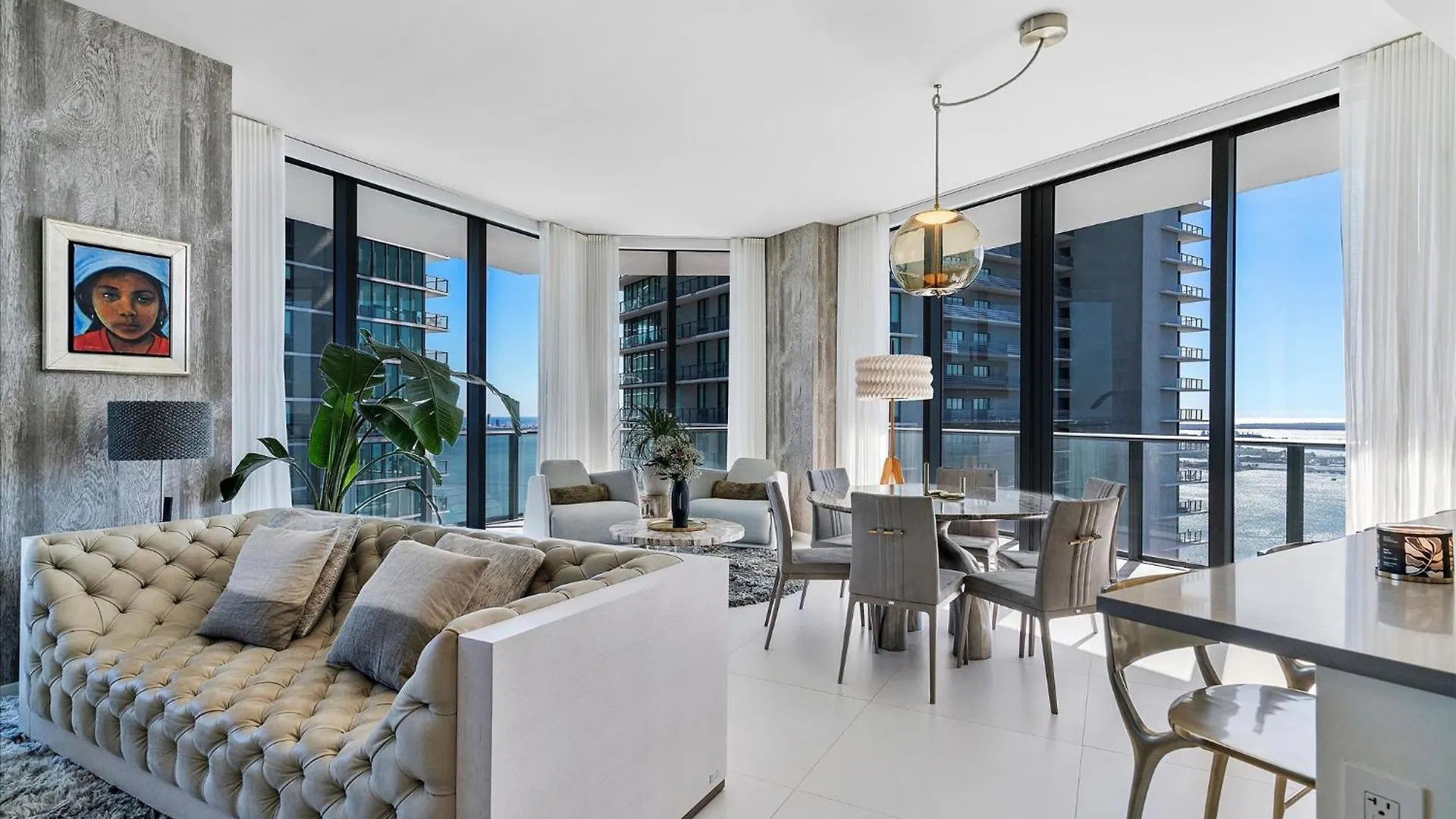 Posh Ocean View Penthouse - Heated Pool, Gym, Office! 10mins * Miami