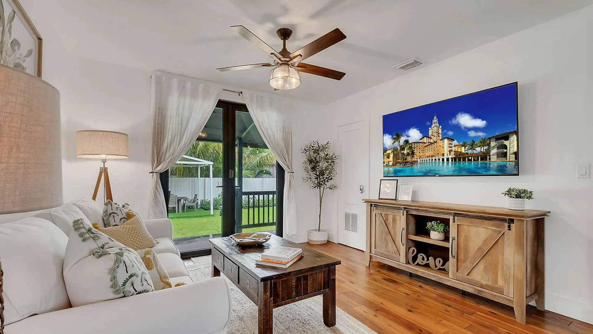 Casa Del Sol Gated 2bds1ba Wparking 펜션