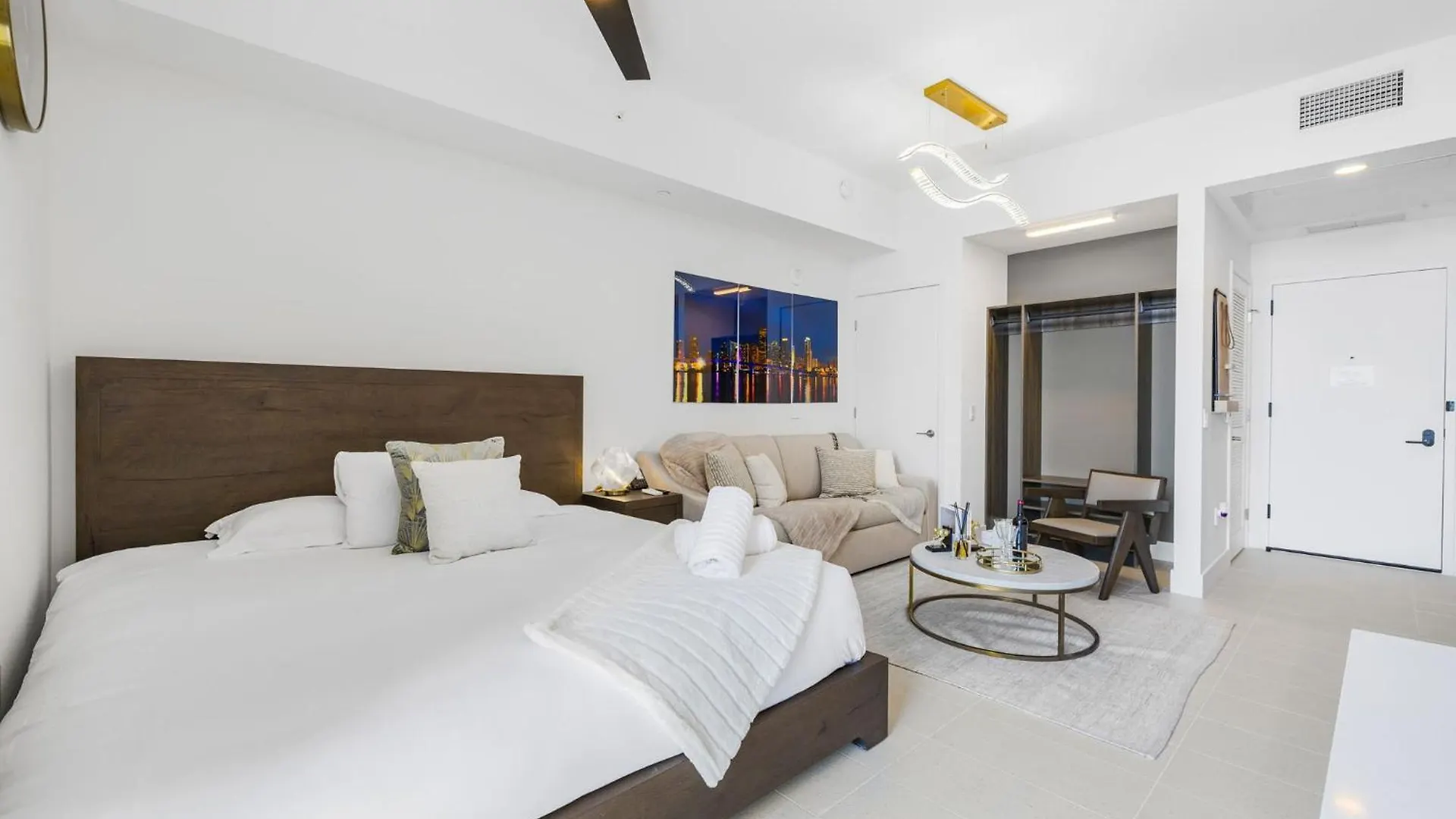 Apartment Exclusive With Views In Downtown