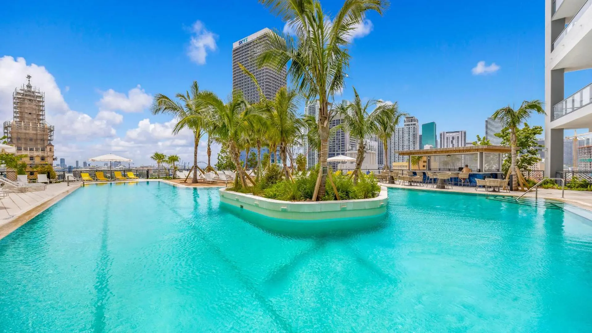 Escape Stylish In The Heart Of Dtw