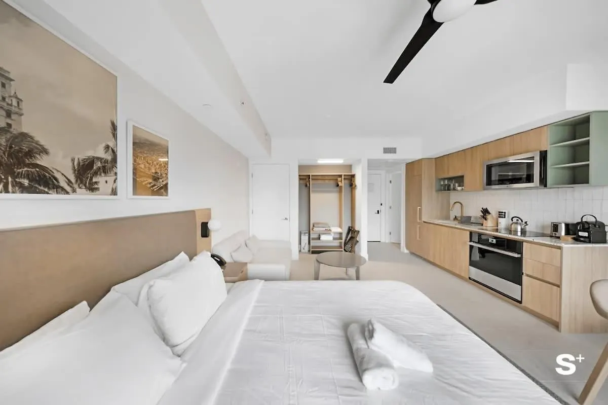 Escape Stylish In The Heart Of Dtw Apartment Miami