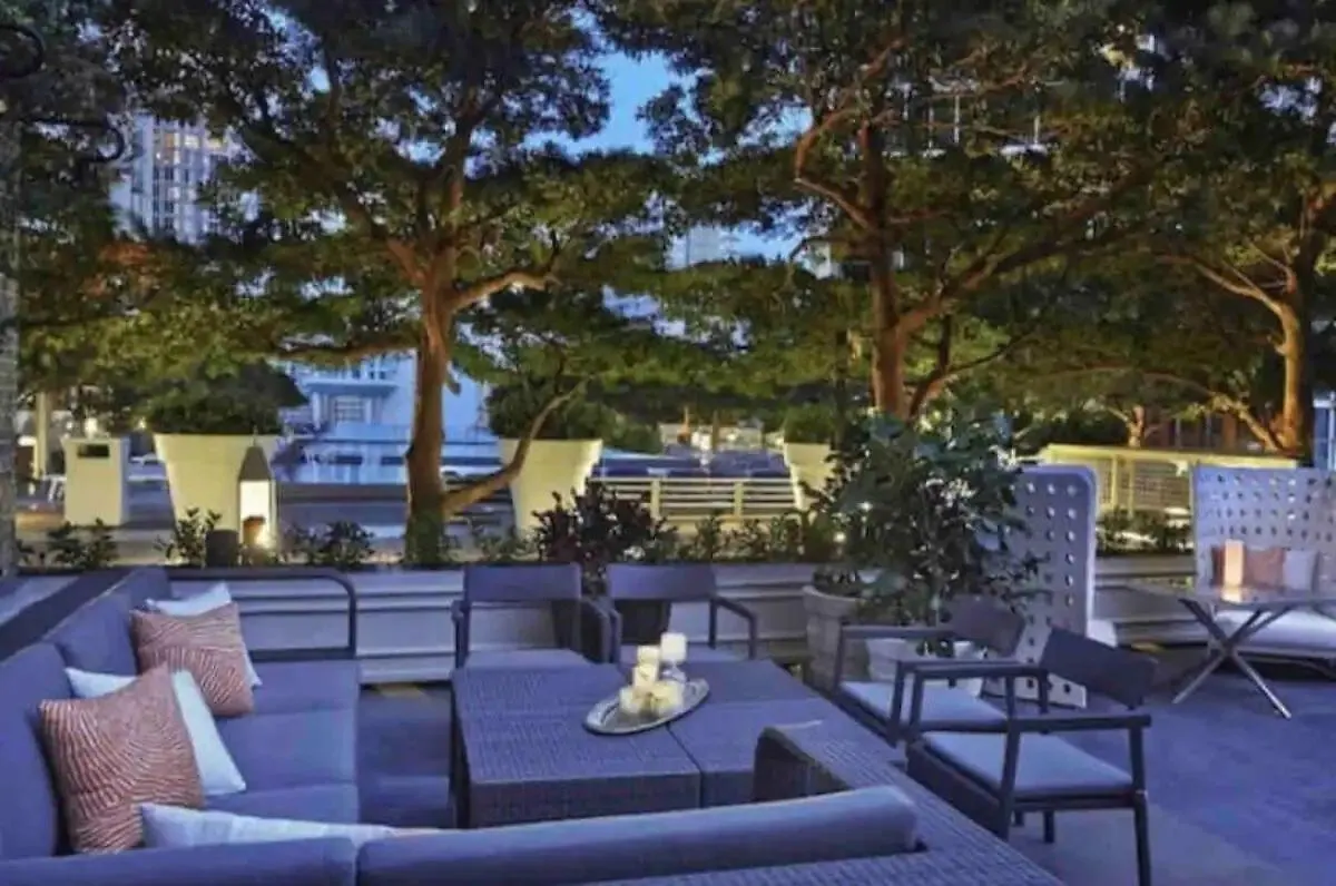 Stunning 40th Floor High Ceiling Icon Brickell With Access