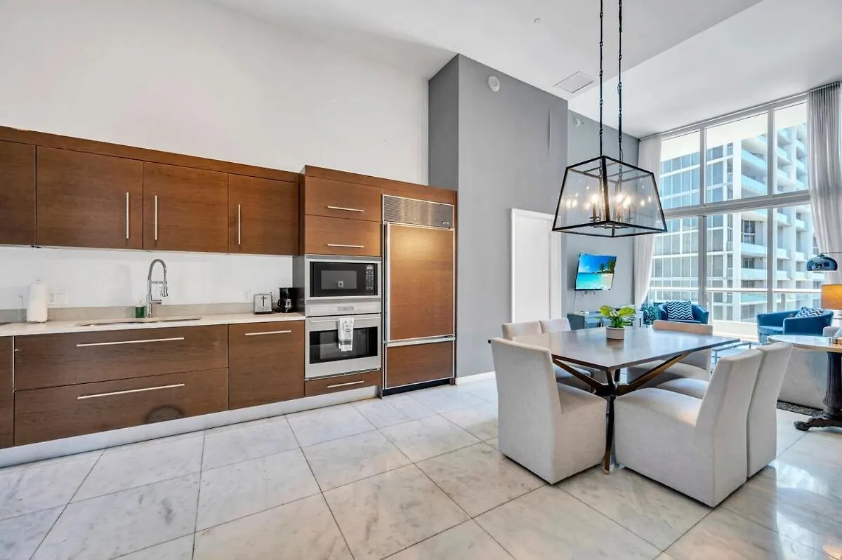 Apartment Stunning 40th Floor High Ceiling Icon Brickell With Access Miami