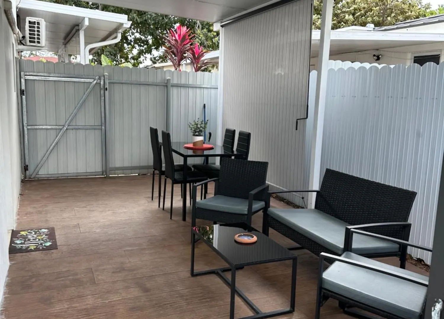 Comfortable Modern Apartment- Location. Apartment