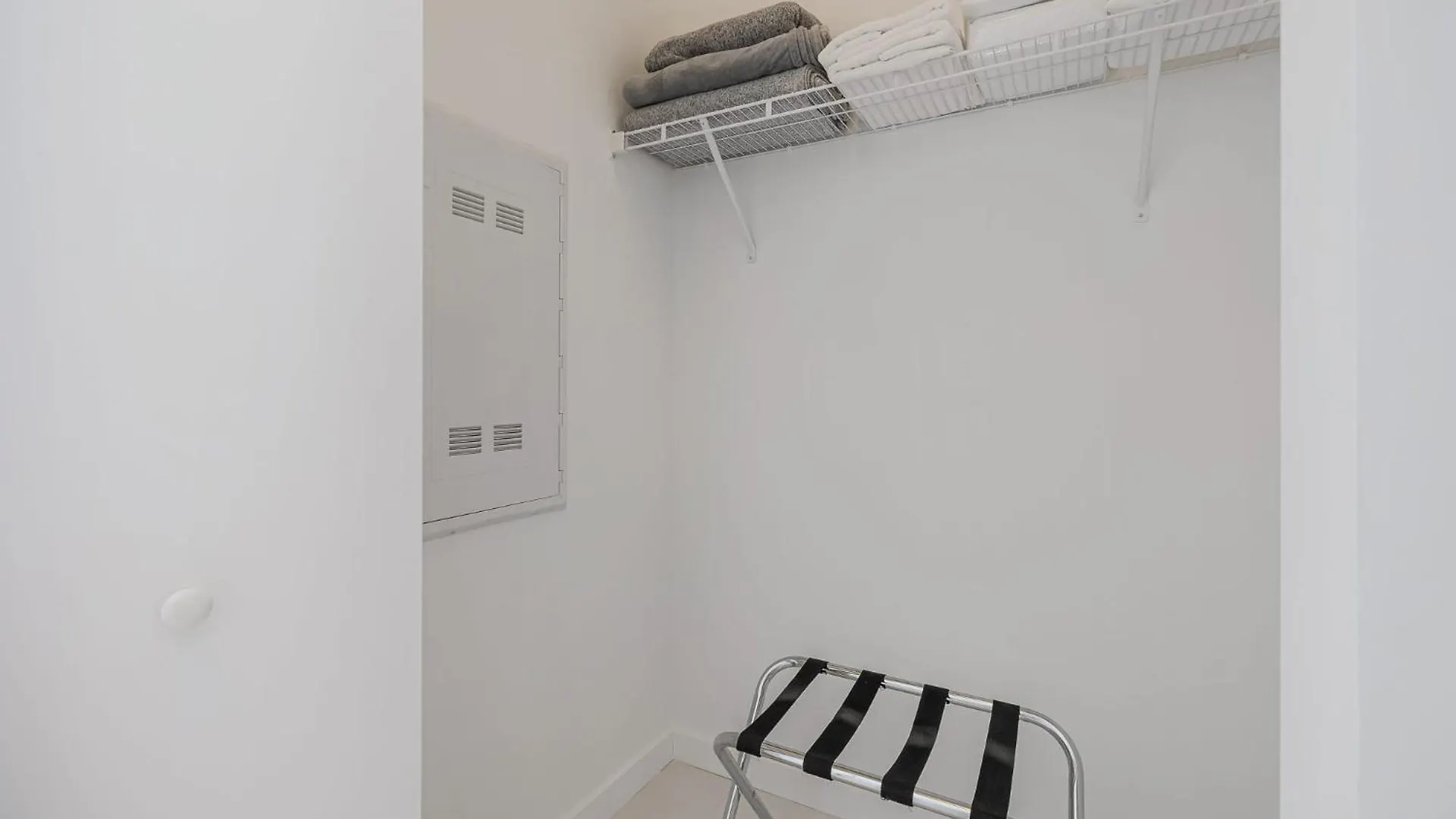 Unique High-rise In Holiday home *