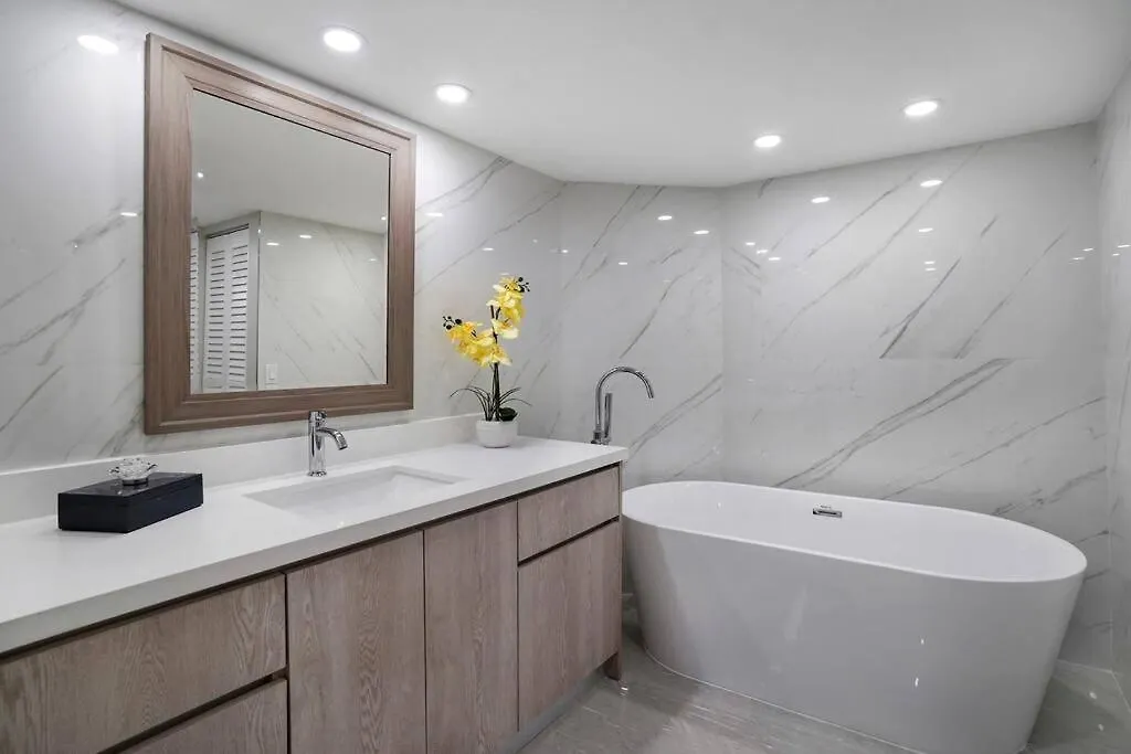 Calypso - Gorgeous Renovated Spacious Condo! 公寓 *