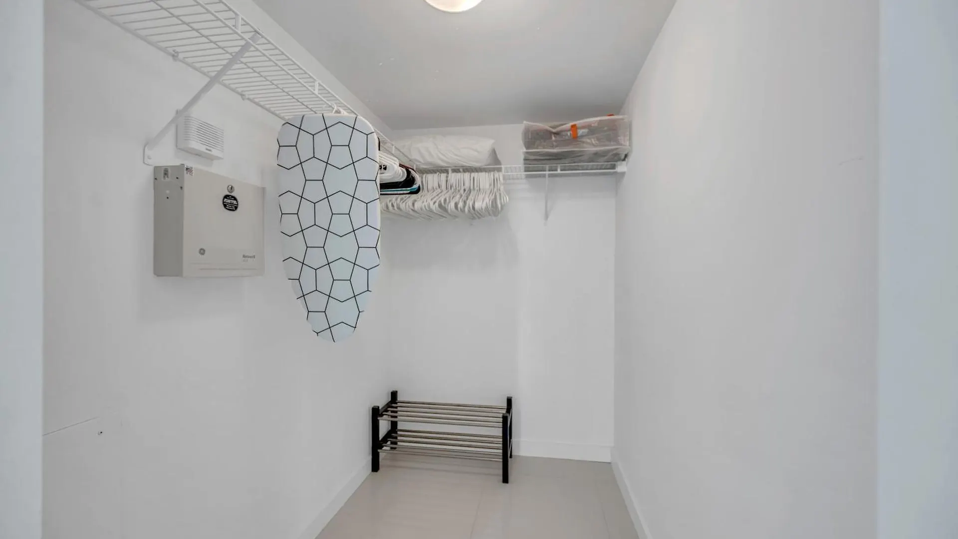 Brickell - Panoramic Views - Free Parking Apartment