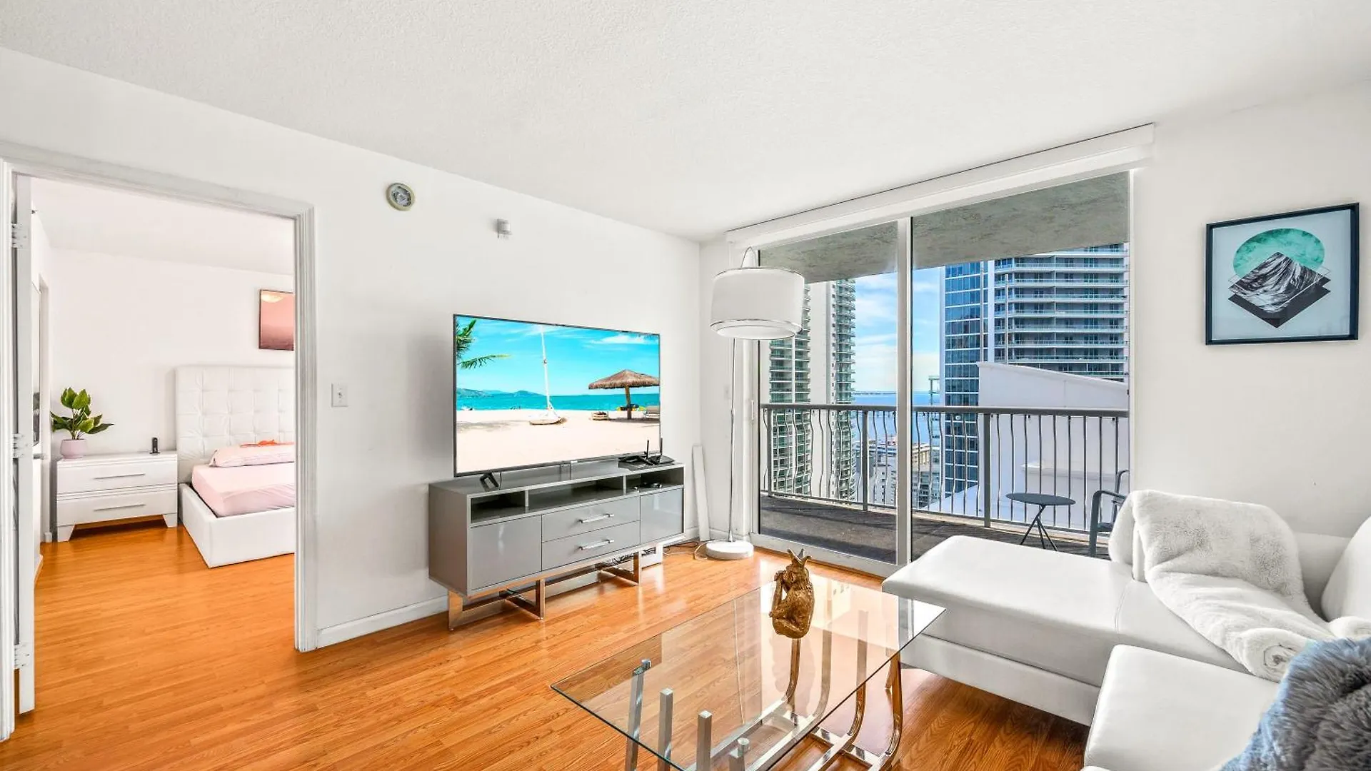 Sky High Living With Incredible Views