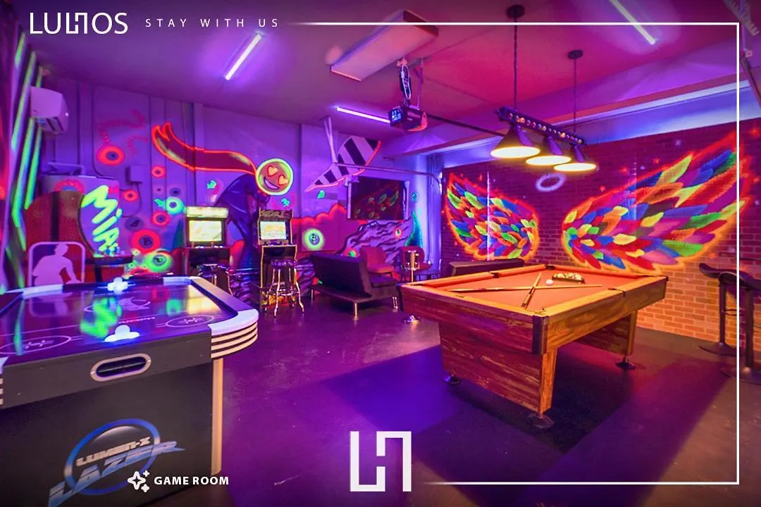 Semesterbostad Luxury Oasis - Heated Pool, Game Extravaganza L44