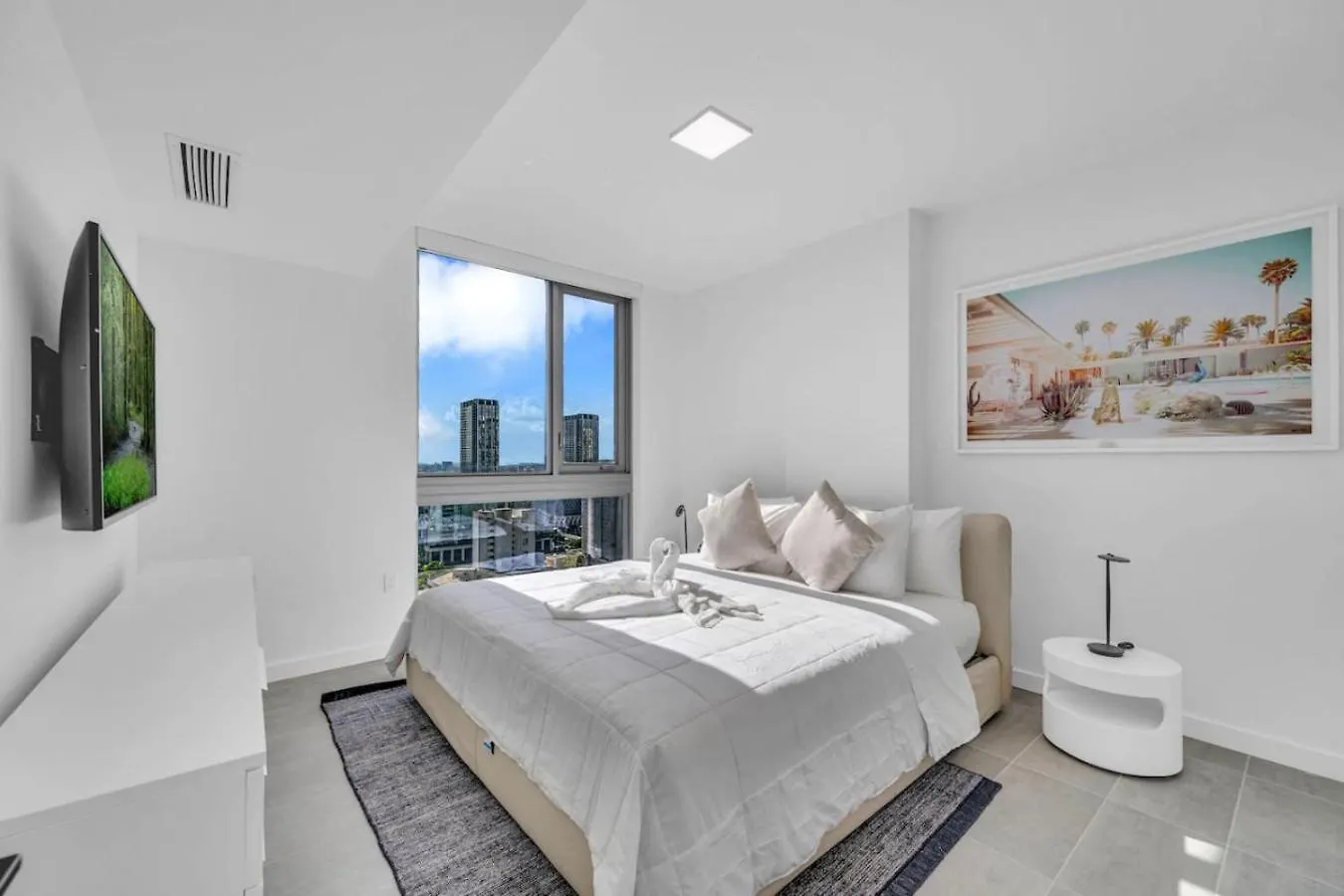 Stylish And Den Across From Bayside Διαμέρισμα *