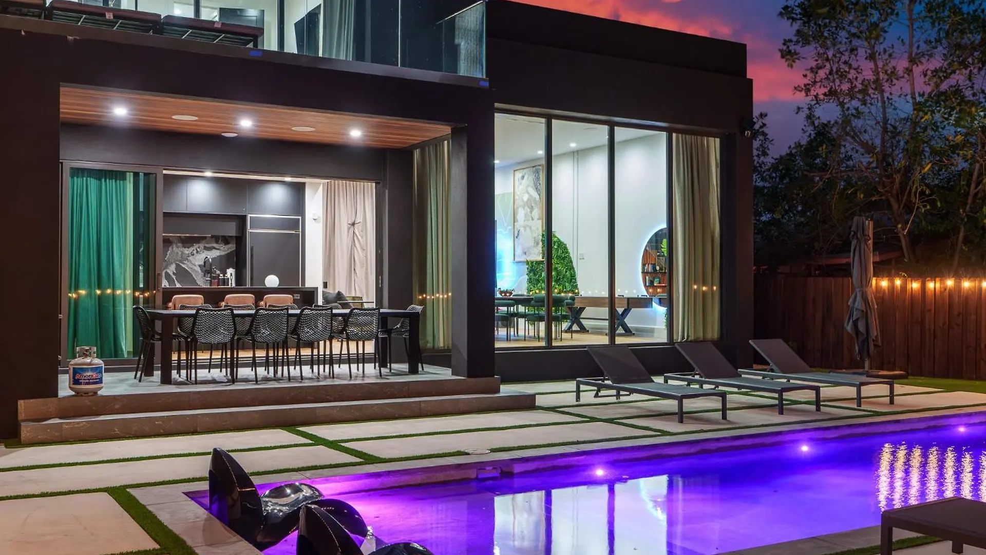 Дом отдыха Modern Build Heated Pool Huge Open Concept *