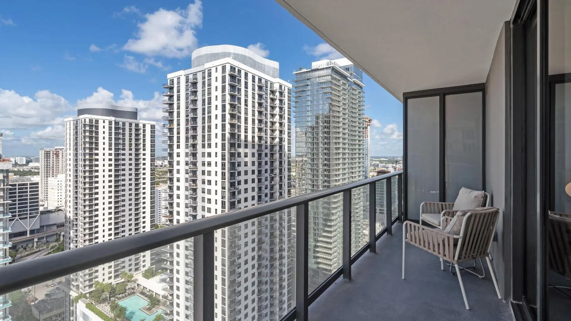 601 * Miami