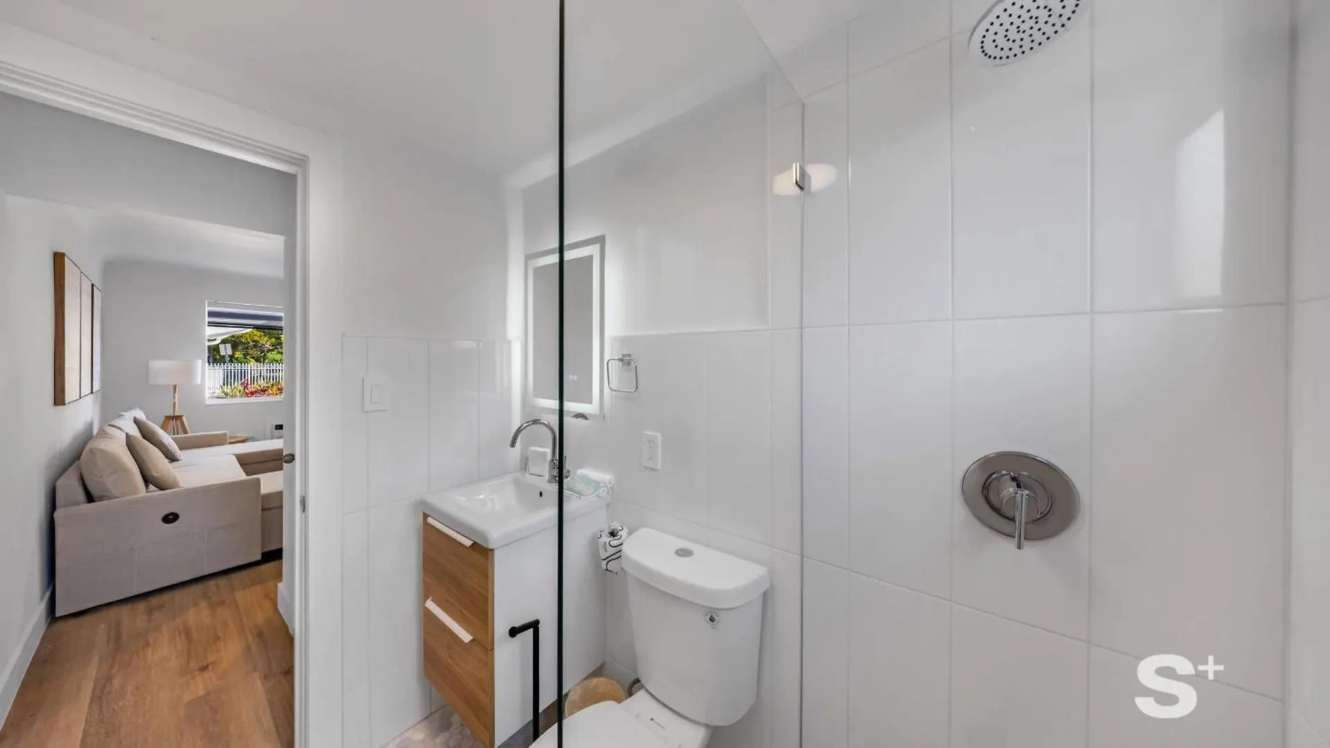 1-br Retreat With Modern Chic Gym, Garden And Bbq Apartman *