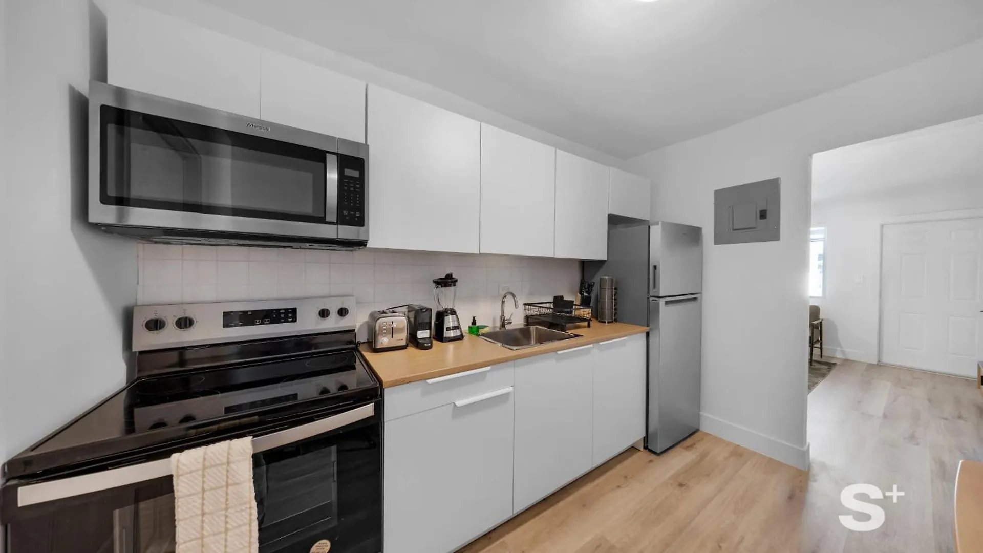 1-br Retreat With Modern Chic Gym, Garden And Bbq Apartman Miami