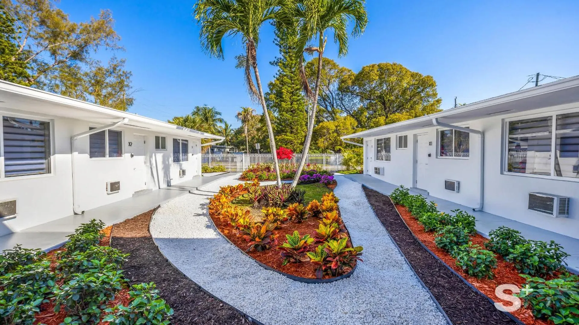 1-br Retreat With Modern Chic Gym, Garden And Bbq Miami