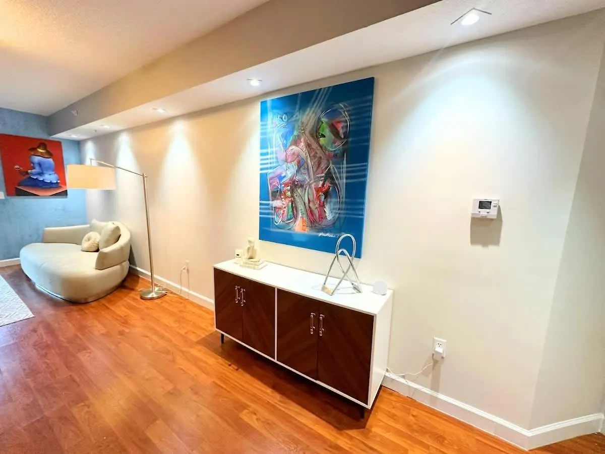 Apartment Stylish Brickell 2bd2br Pool Gym