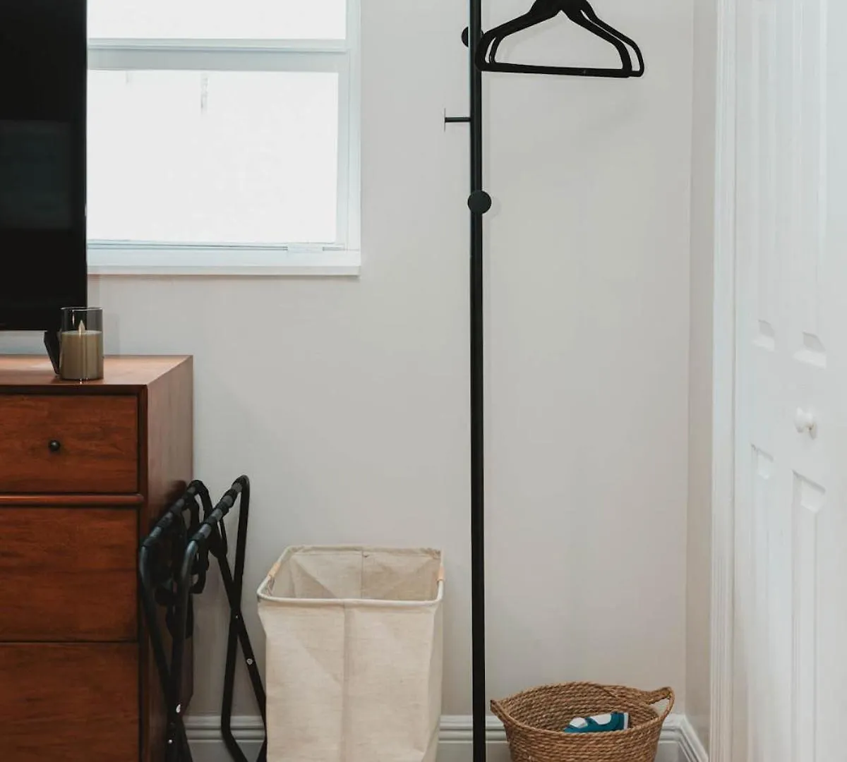 Cozy With Free Parking Apartament