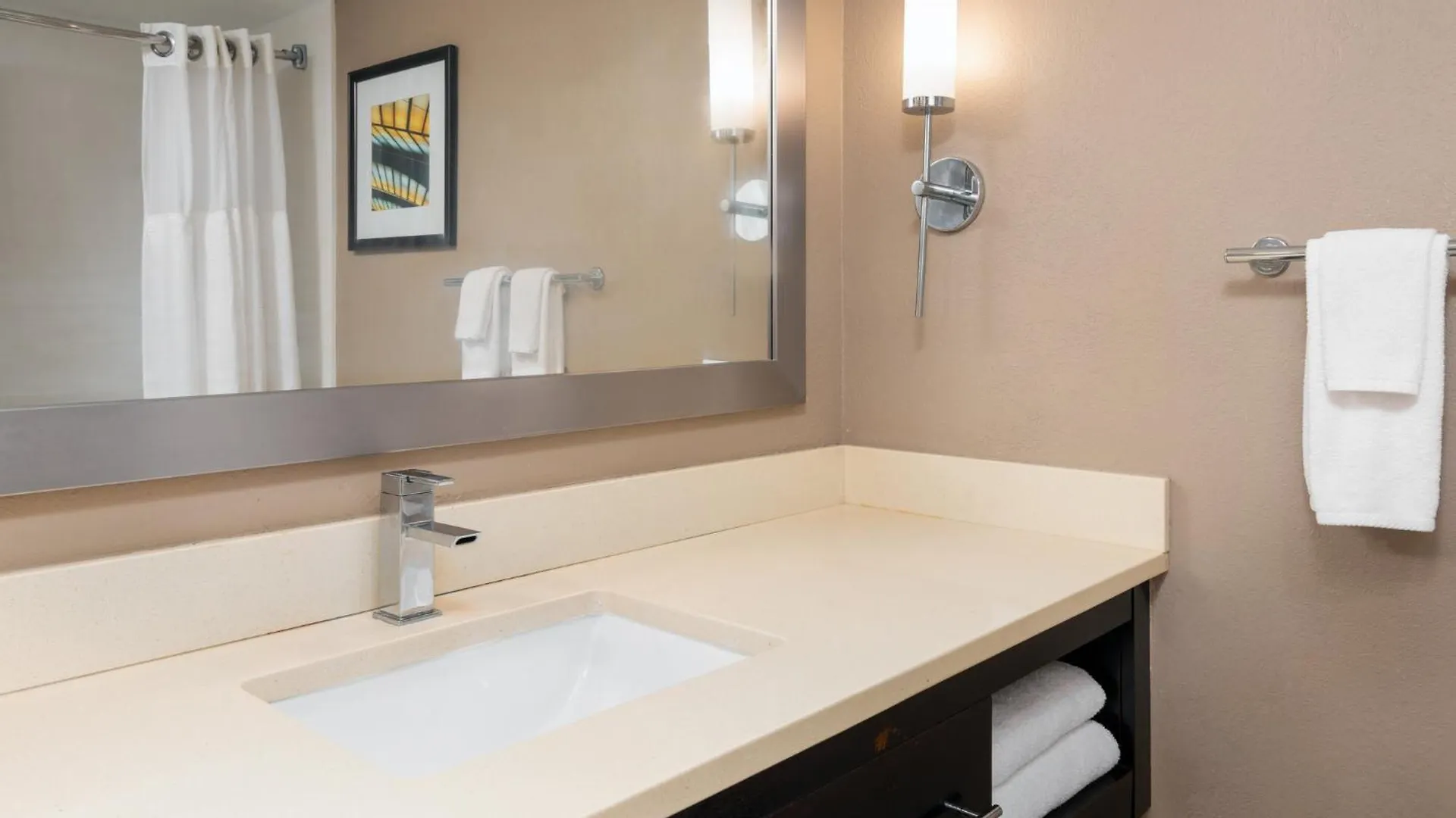 Miami-doral Area By Ihg