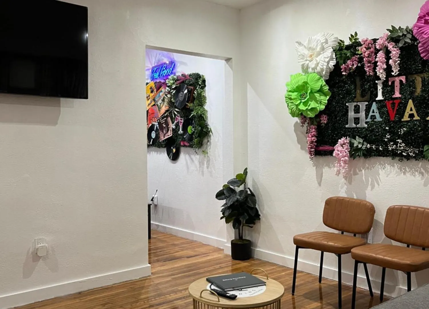 Stunning Little Havana Close To Airport, Calle Ocho, Brickell, Wynwood And The Beaches - Free Parking Miami