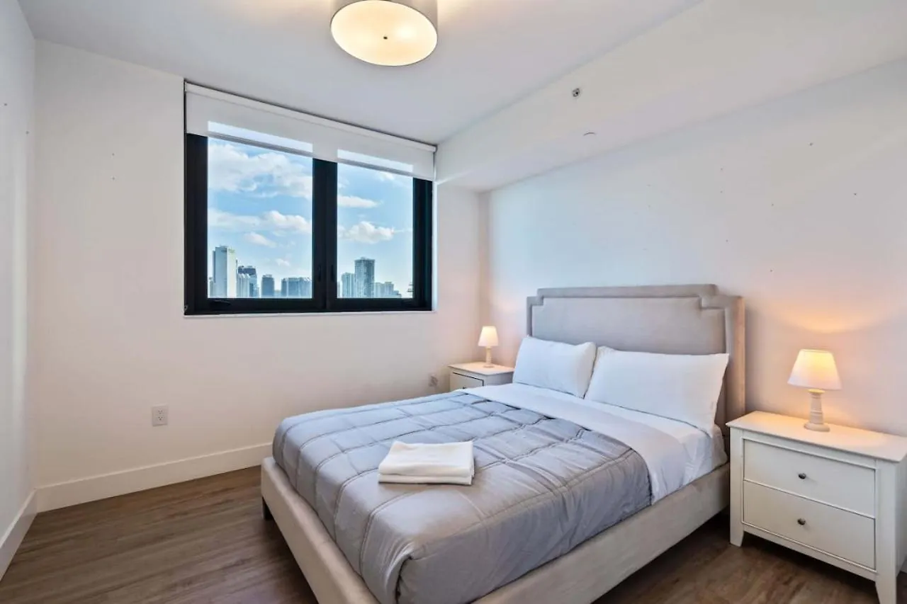 Lux 2bd With Stunning Water Views Lejlighed *