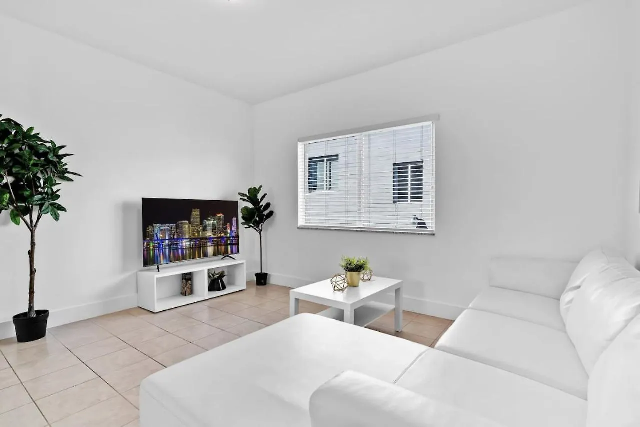 Apartman Charming 3br 2bth Enjoy The 8th Street Miami