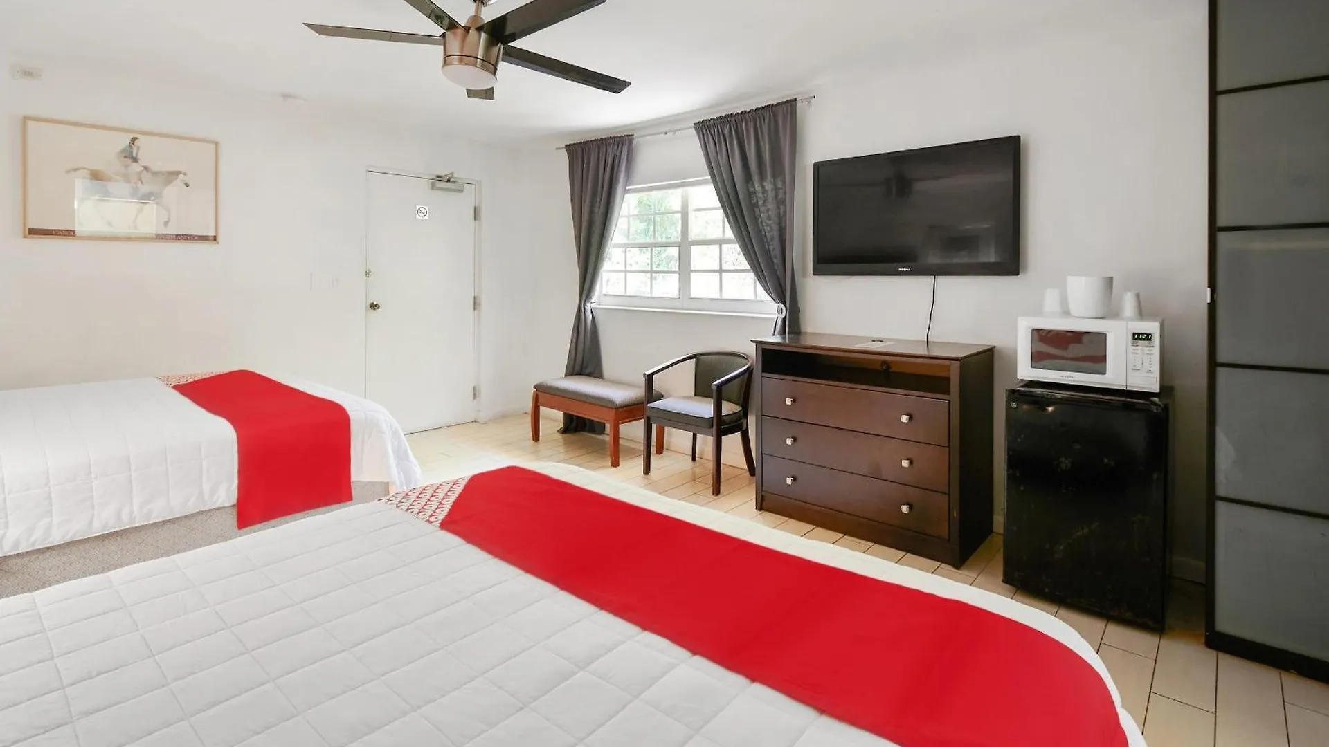 Hotell Oyo - Miami Airport 2*