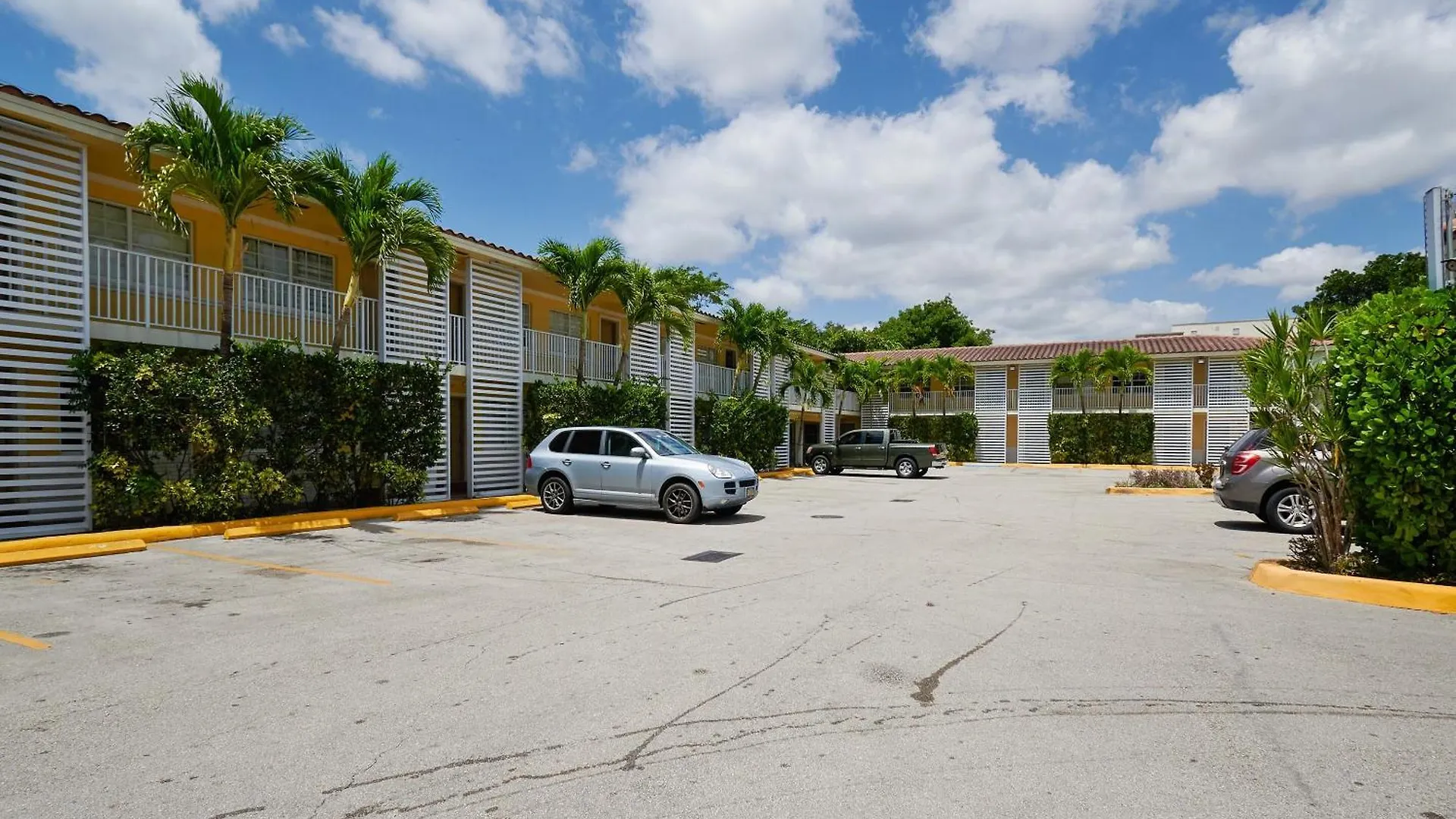 Oyo - Miami Airport Hotell Coral Gables
