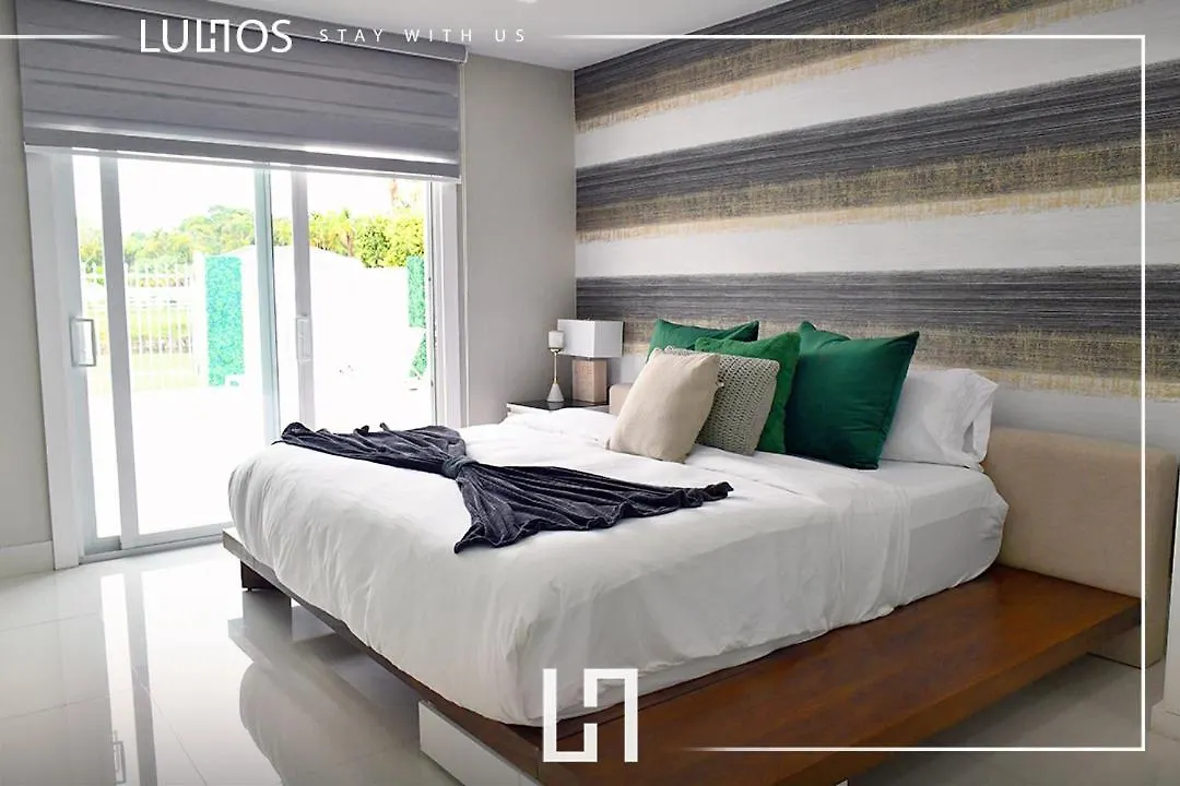 Luxurious With Bbq, Hot Tub, Heated Pool & Wifi - L36 度假居 迈阿密