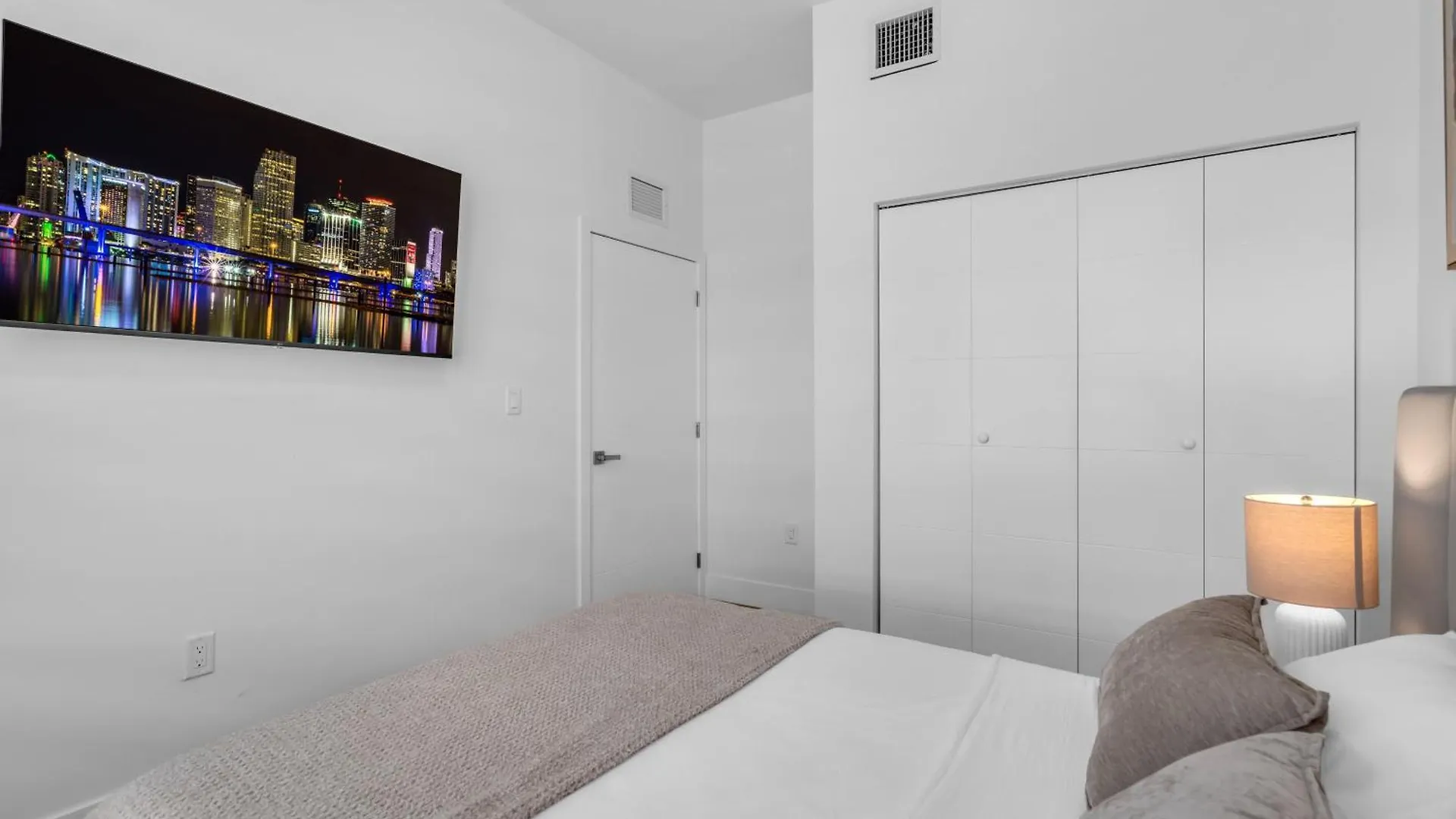 Brand-new 2br- 2ba Near Brickell * Miami