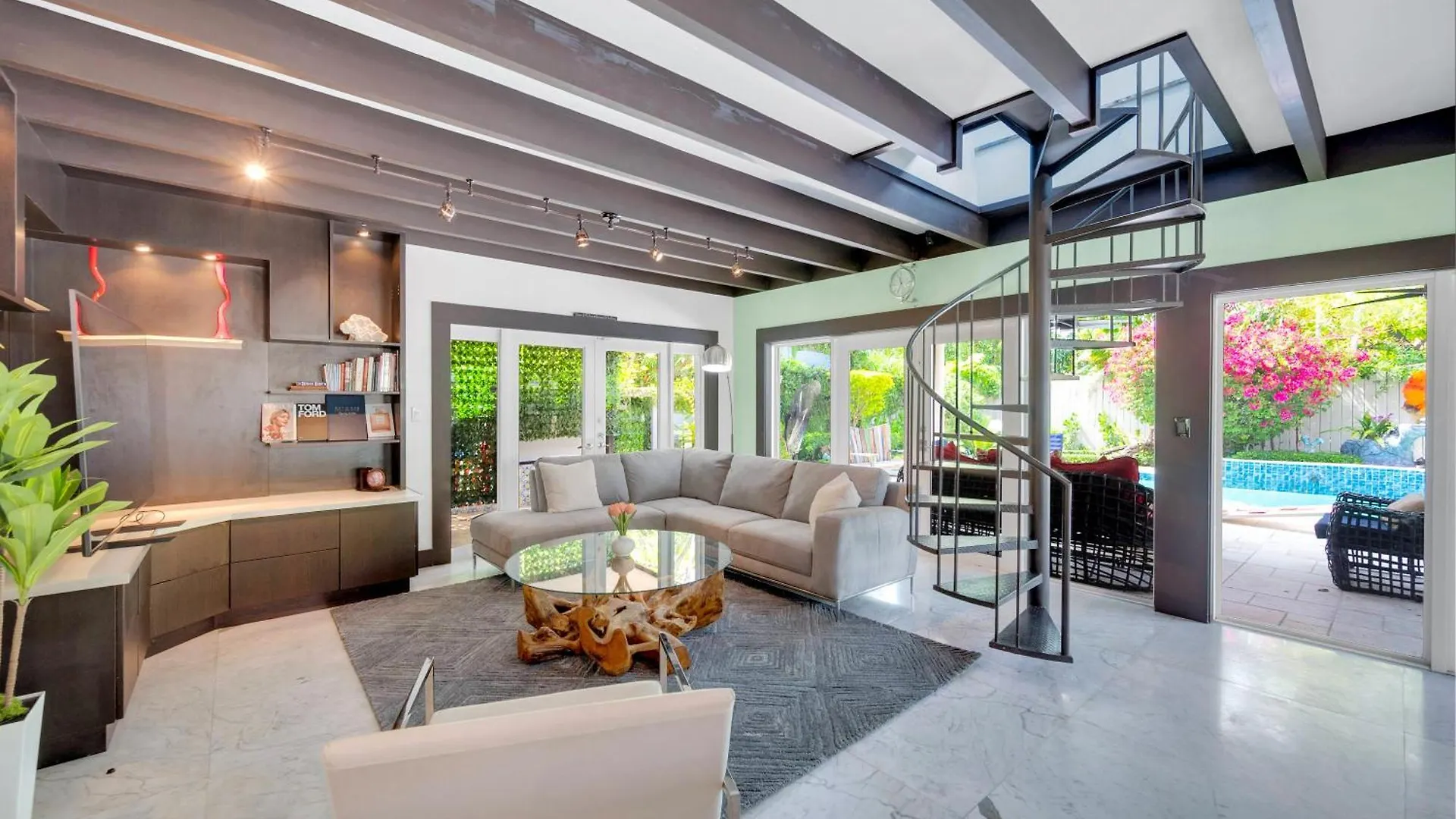Ferienhaus Magnificent Tropical Pool Southbrickell Miami