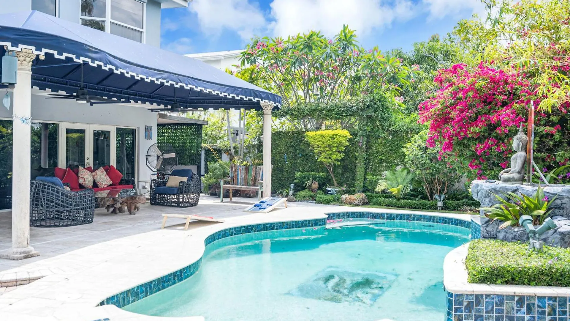 Magnificent Tropical Pool Southbrickell * Miami