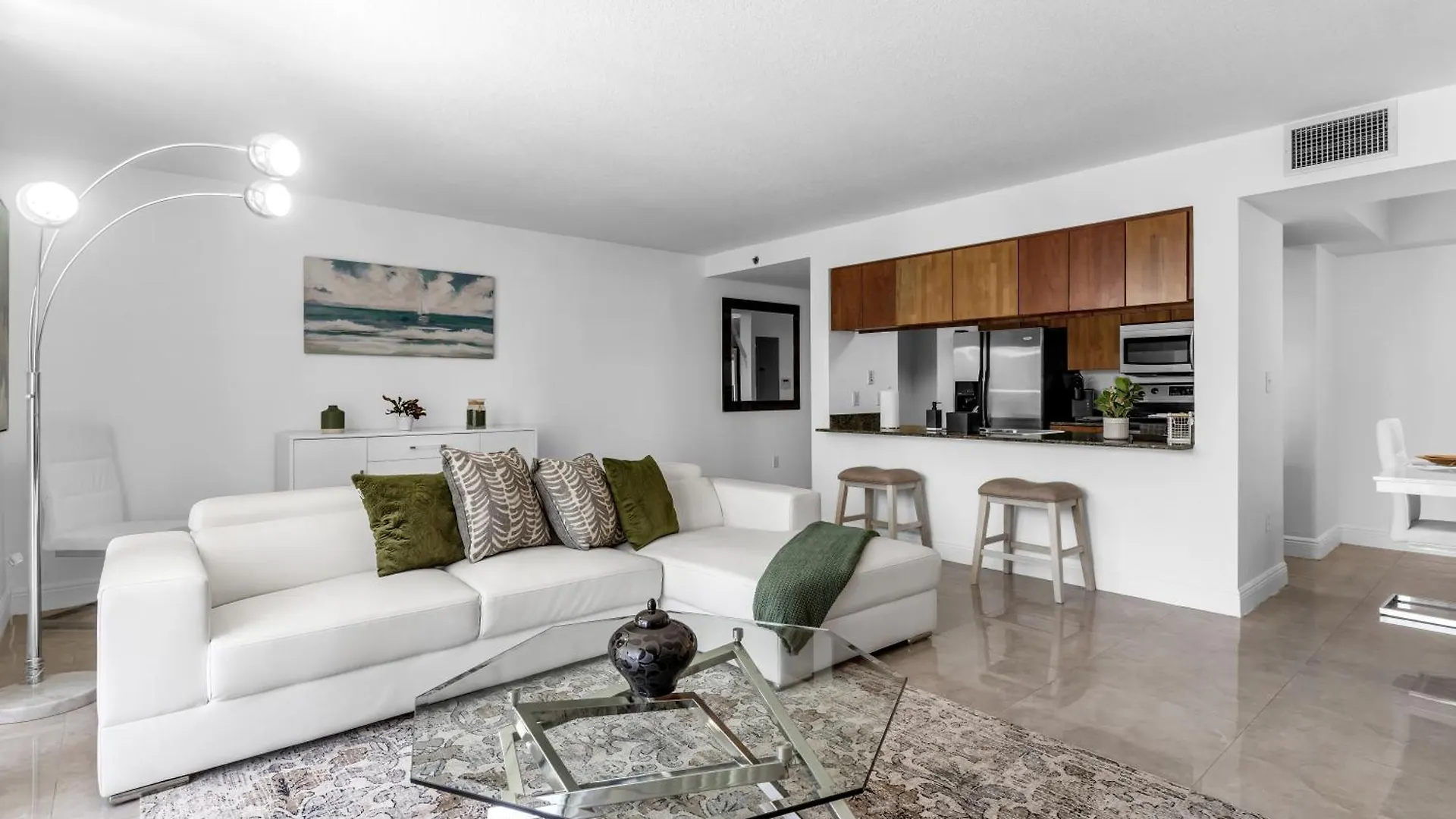 شقة 2 Bed With A Pool & Gym- Free Garage Parking