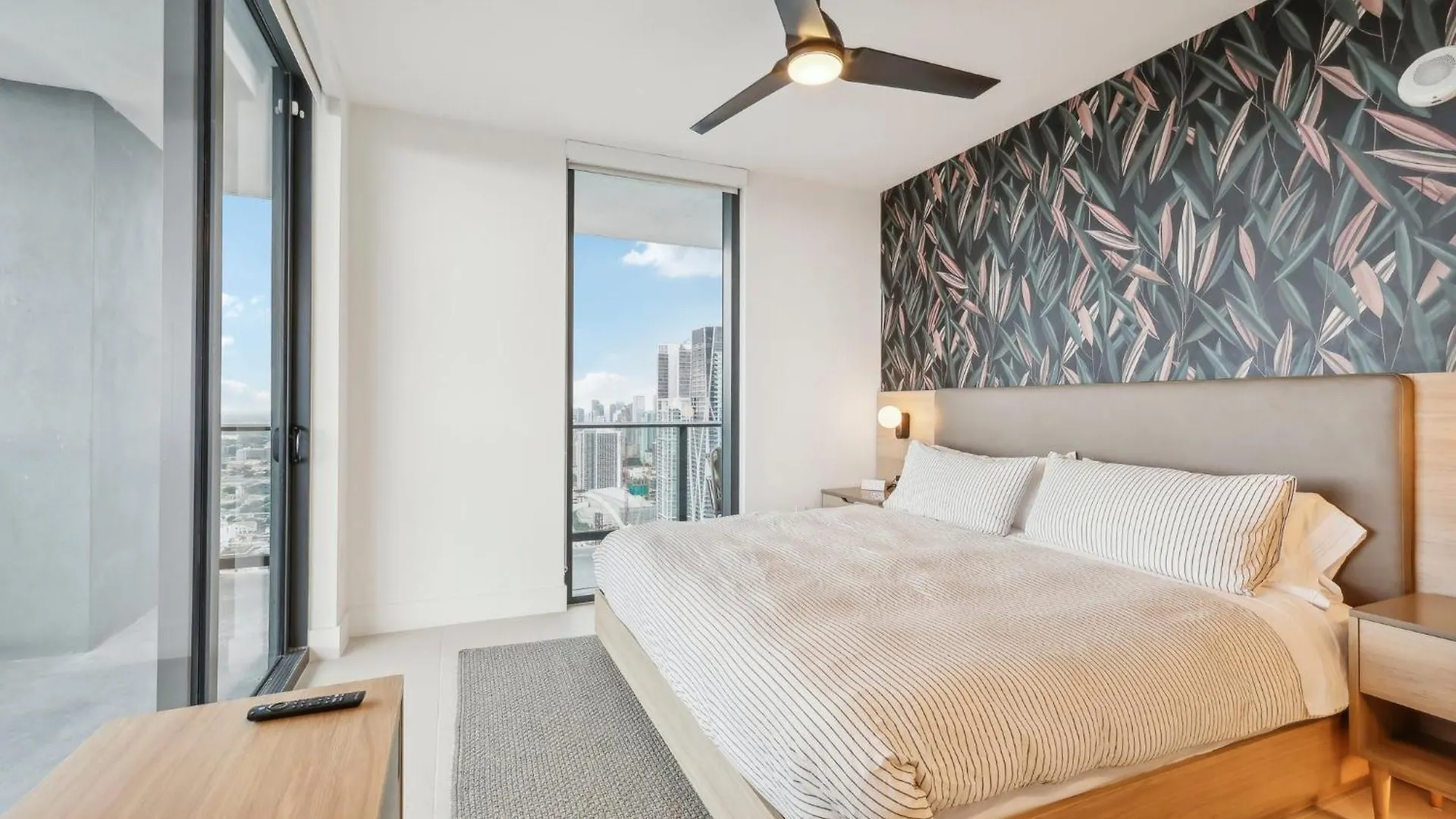 Apartahotel Stunning Lux 2 Bed 2 Bath With Panoramic View From Balcony Miami