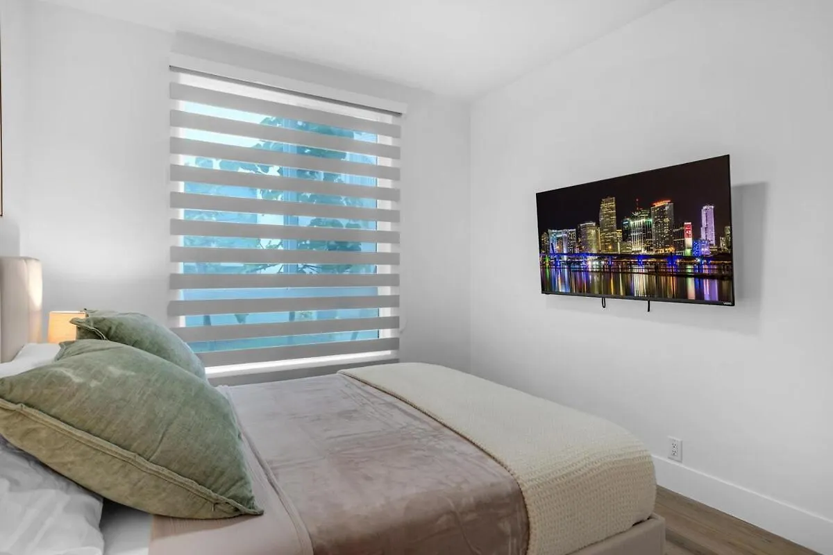 Brand New 2 Bed 2 Bath * Miami