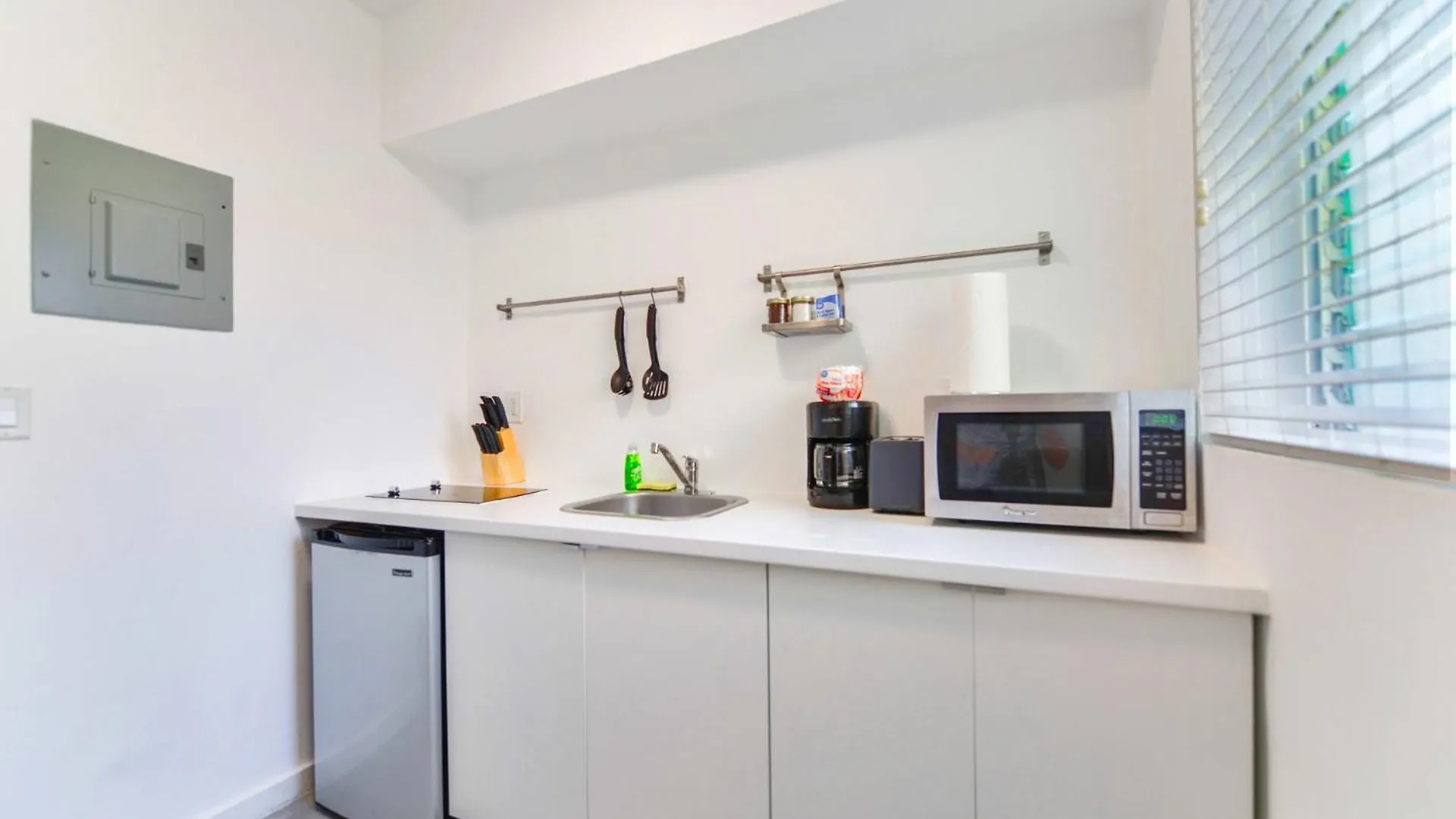Charming In A Beautiful Neighborhood Setting Appartement