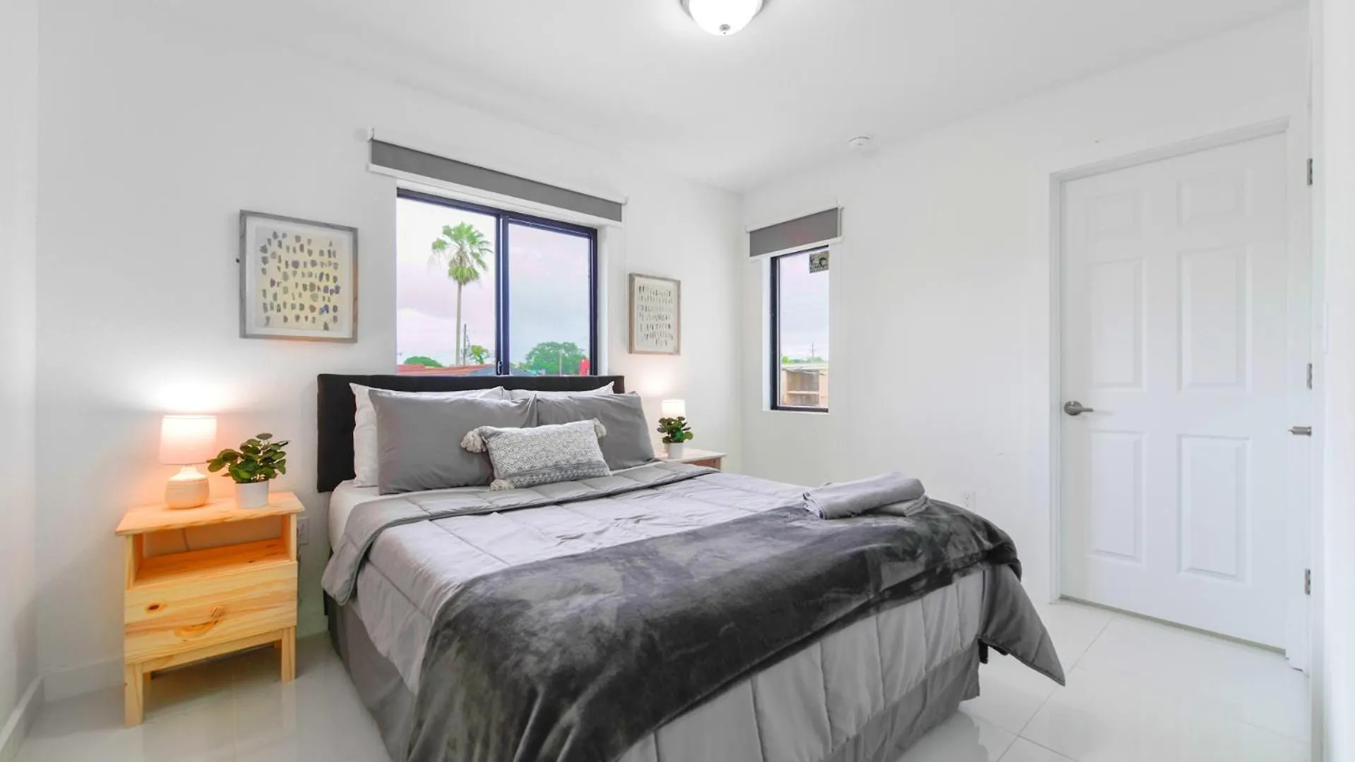 Prime Location Duplex For A Relaxing * Μαϊάμι