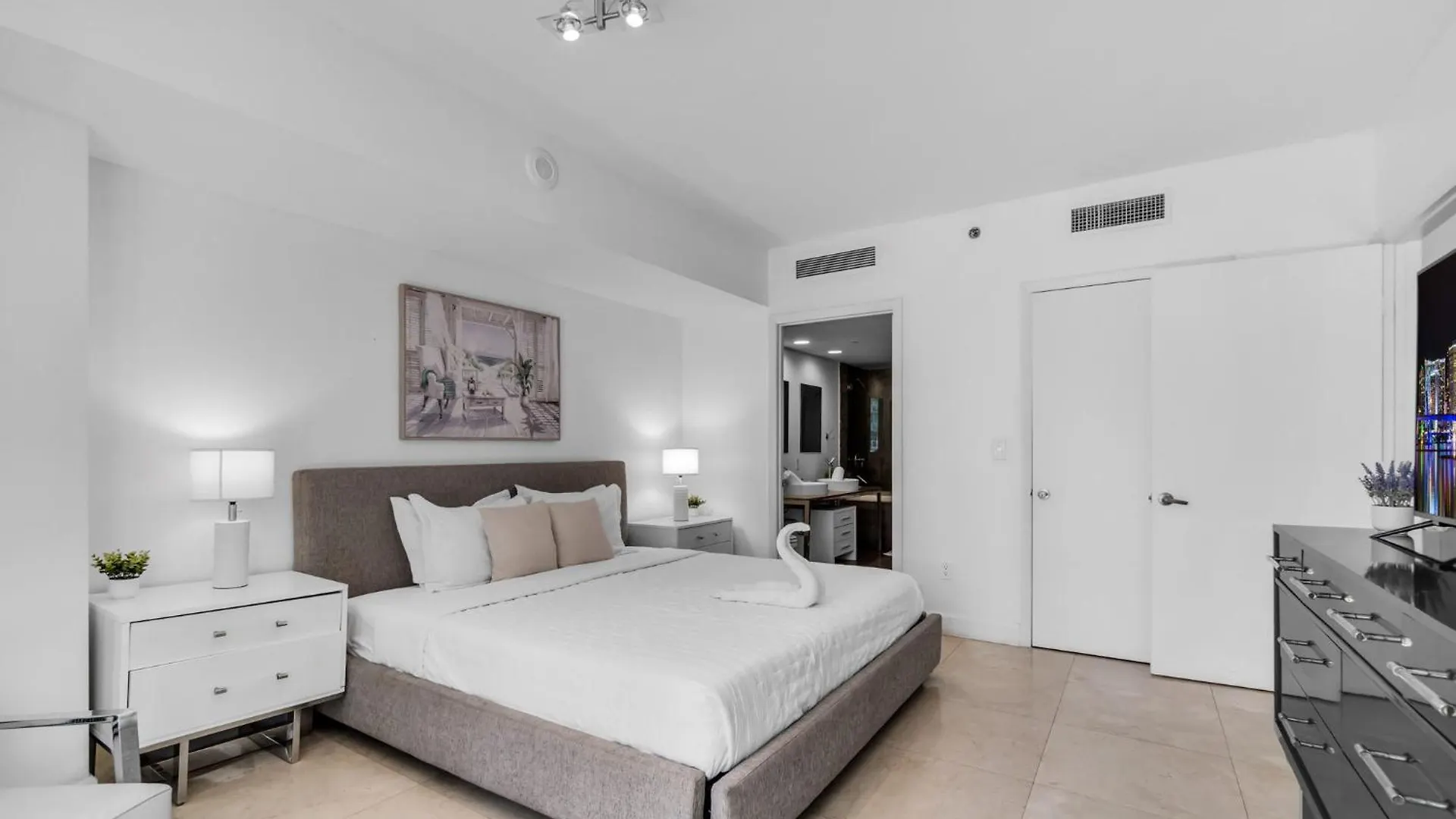 Brickell Nights, Icon Lights 1br Luxe