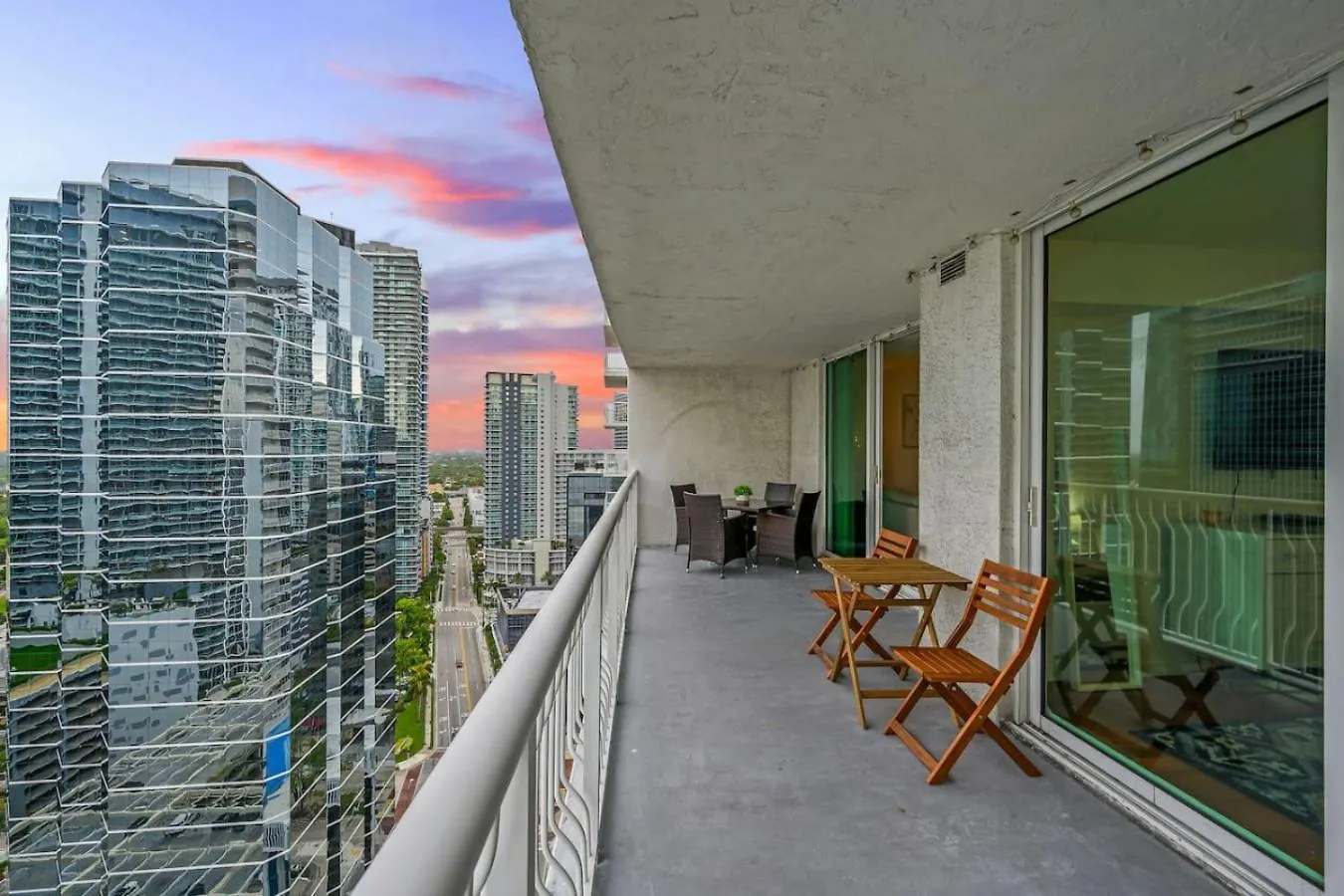 Daire Skyline And Bay Glimpse 1br Brickell Retreat Miami