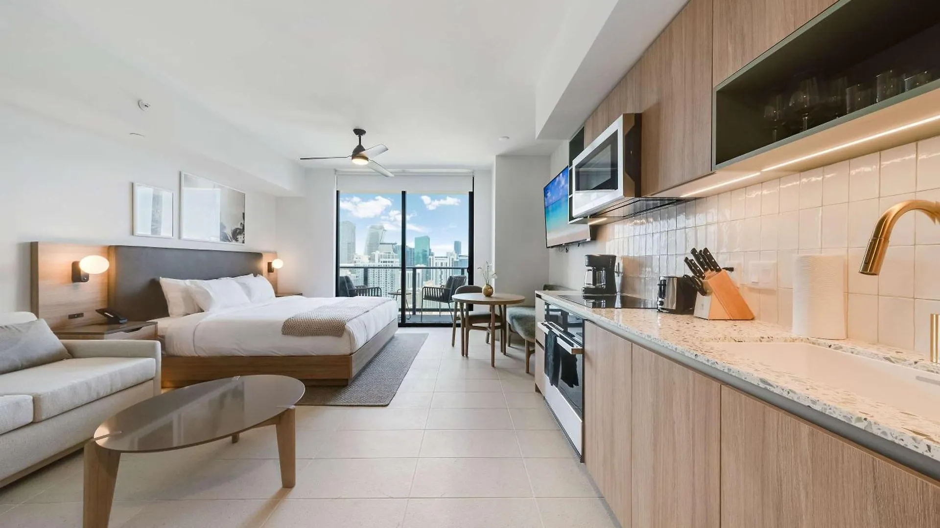 Bellini Breeze - Cozy Pool And Gym * Miami