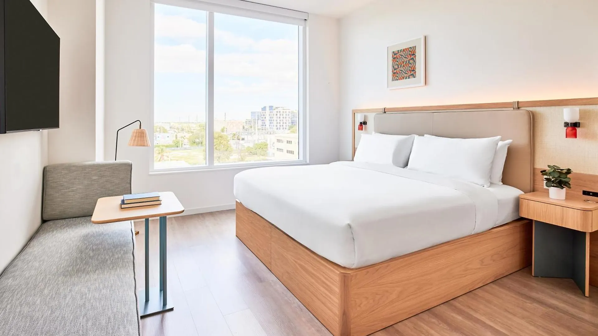 Arlo Wynwood 4*