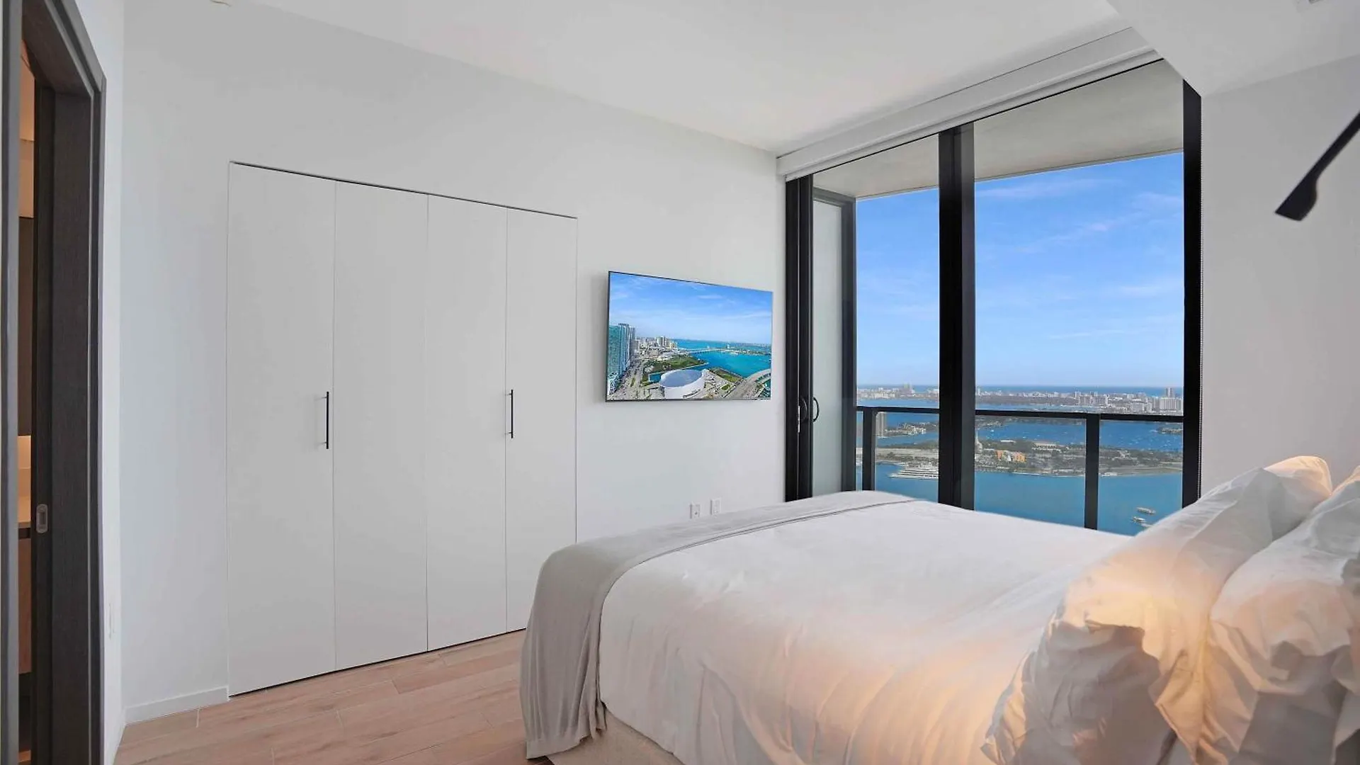 Mvr - Swim Relax & Enjoy Jaw-dropping Views Apartament