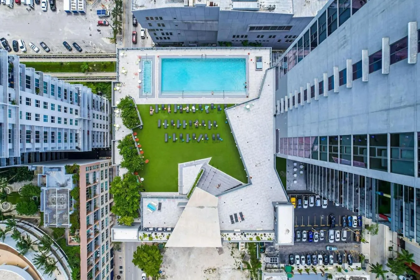 Bayview 2br Retreat Stunning Views And Pool *
