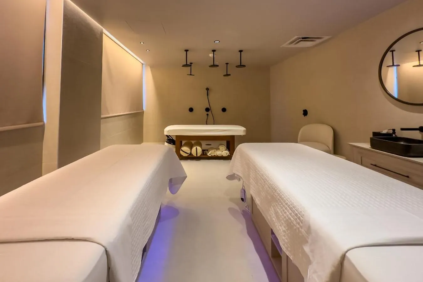2414 Chic In Downtown With Bay And Views A Pool And Gym Сasa de vacaciones