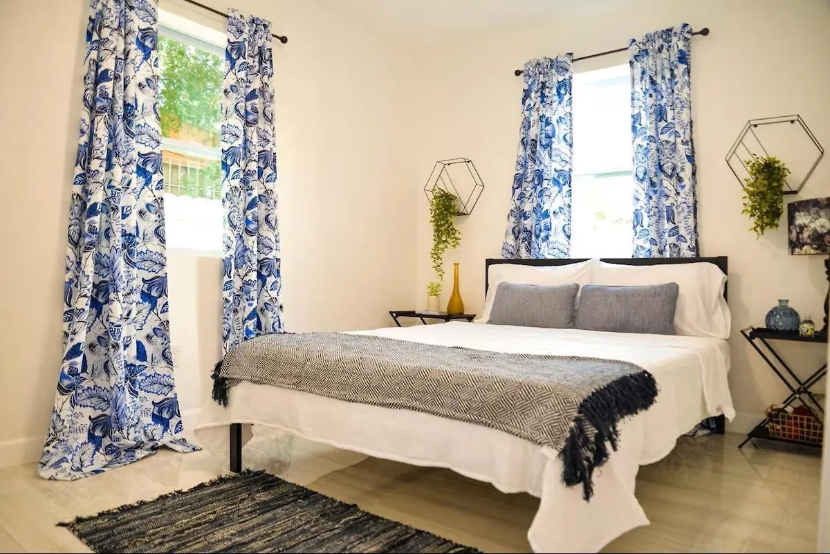Vibrant 4bd 2ba W Pool * Miami