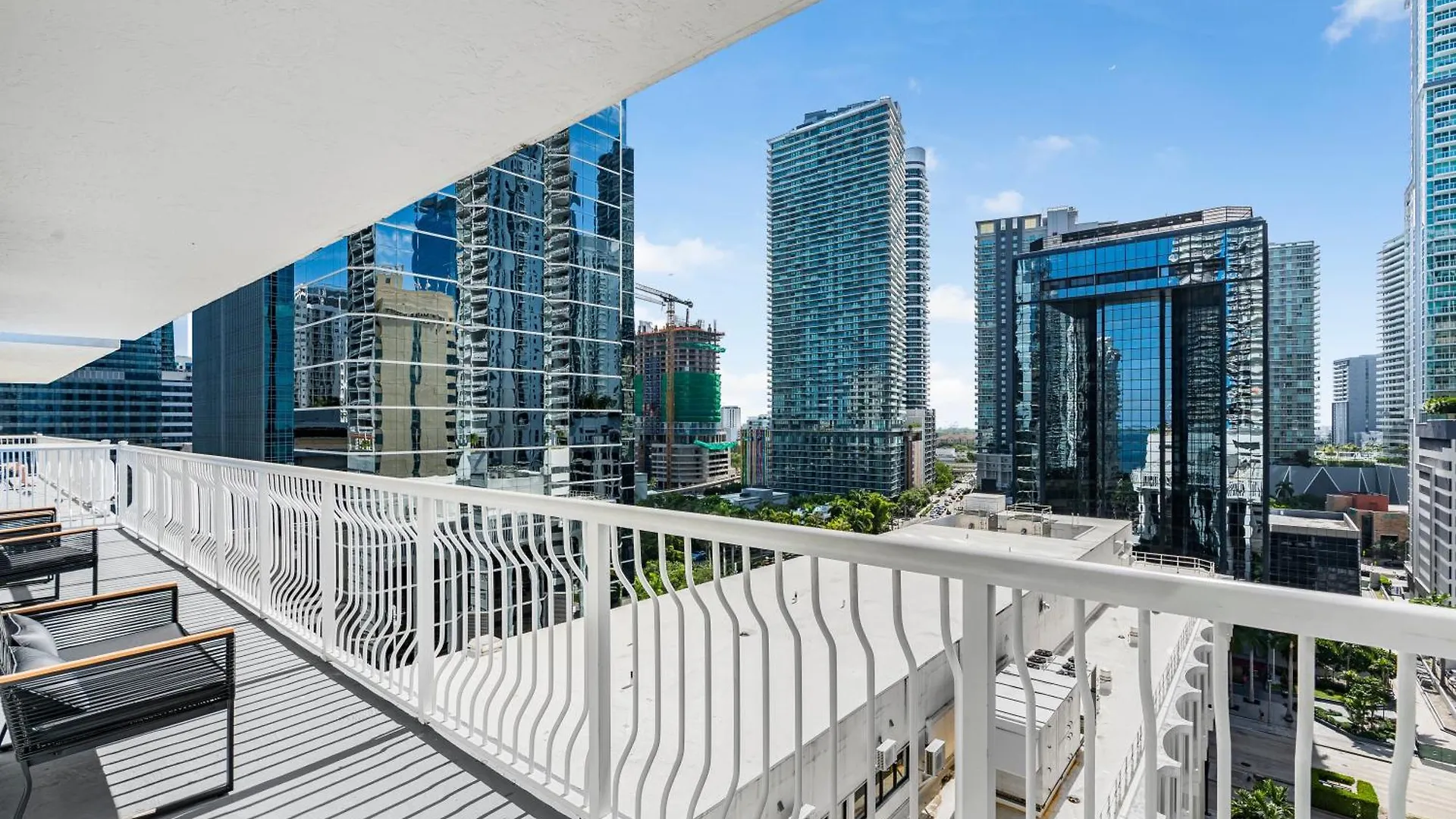 Apartment Luxurious 3br With Pool In Brickell *